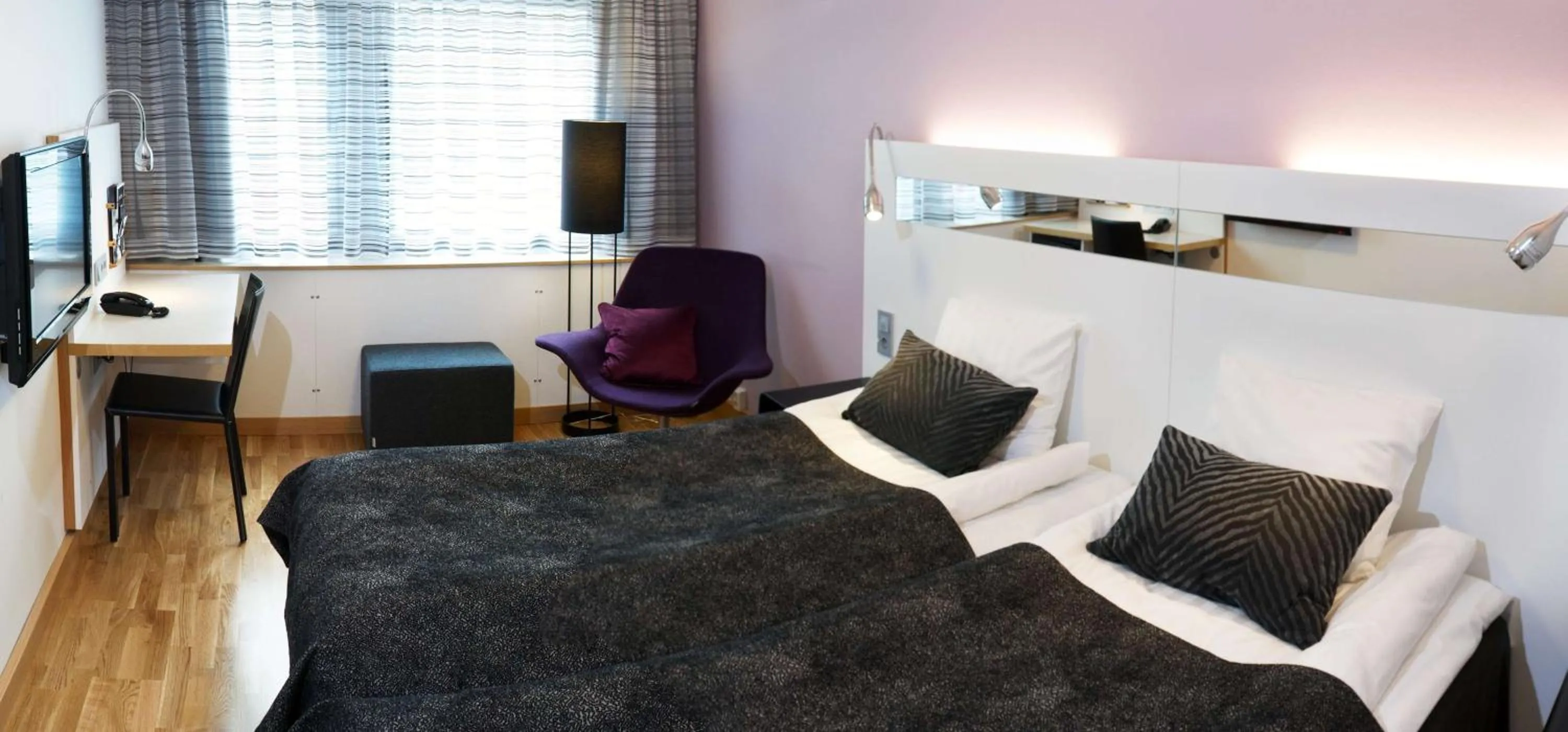 Bedroom, Bed in Scandic Europa