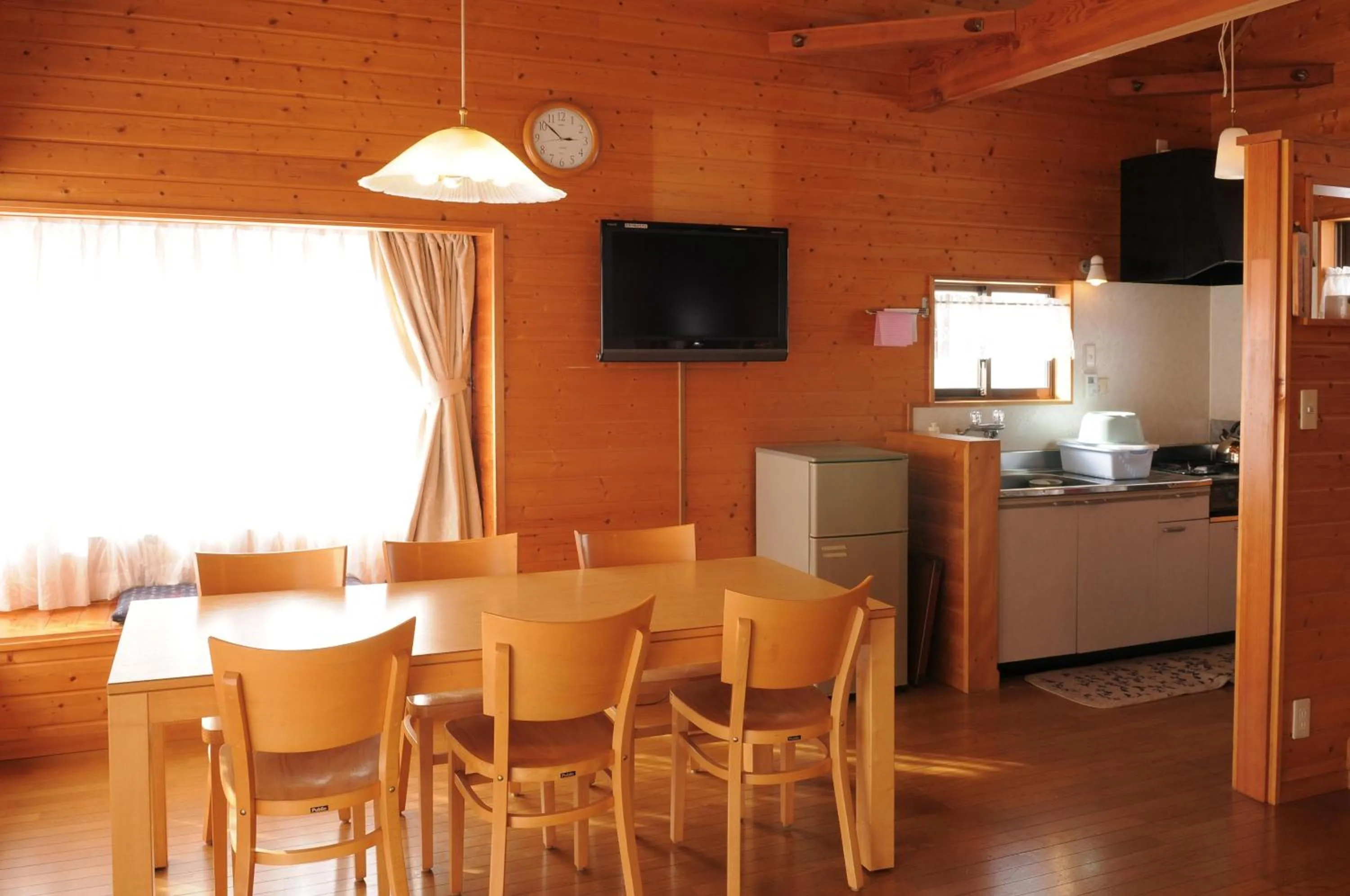 Dining area in Izumigo AMBIENT Yatsugatake Cottage