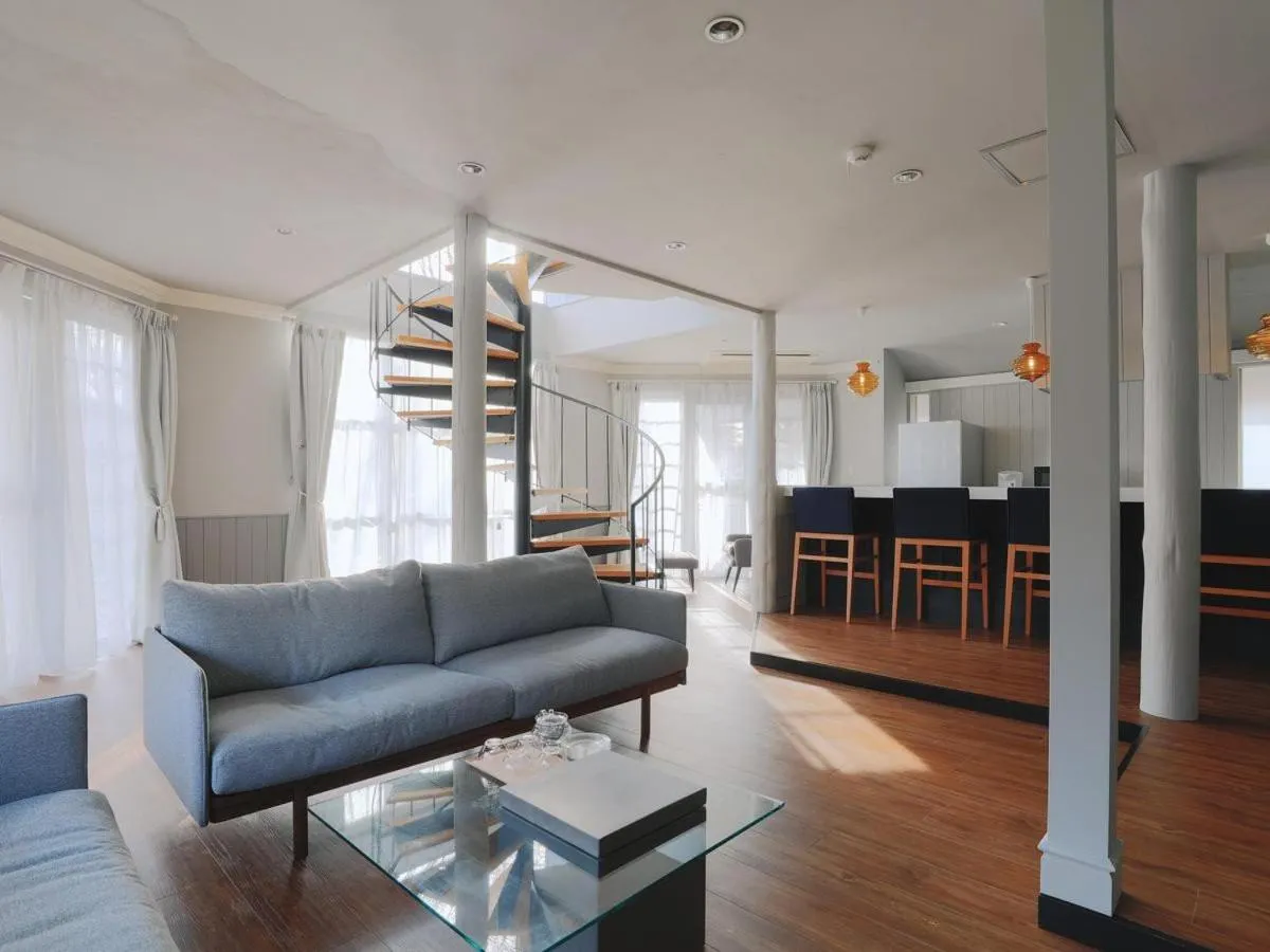 Photo of the whole room in Izumigo AMBIENT Yatsugatake Cottage