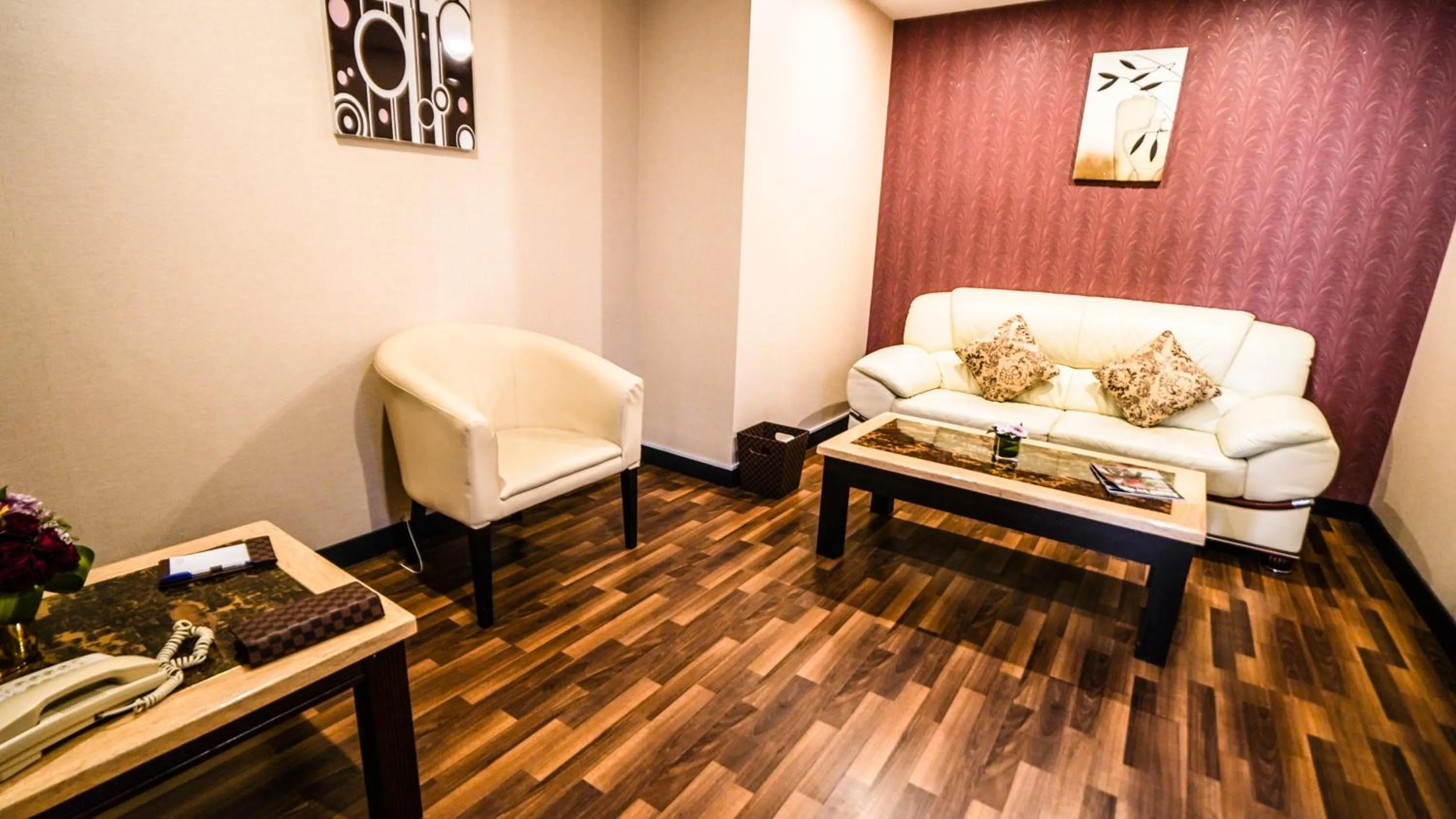 Seating area in Juffair Gate Hotel