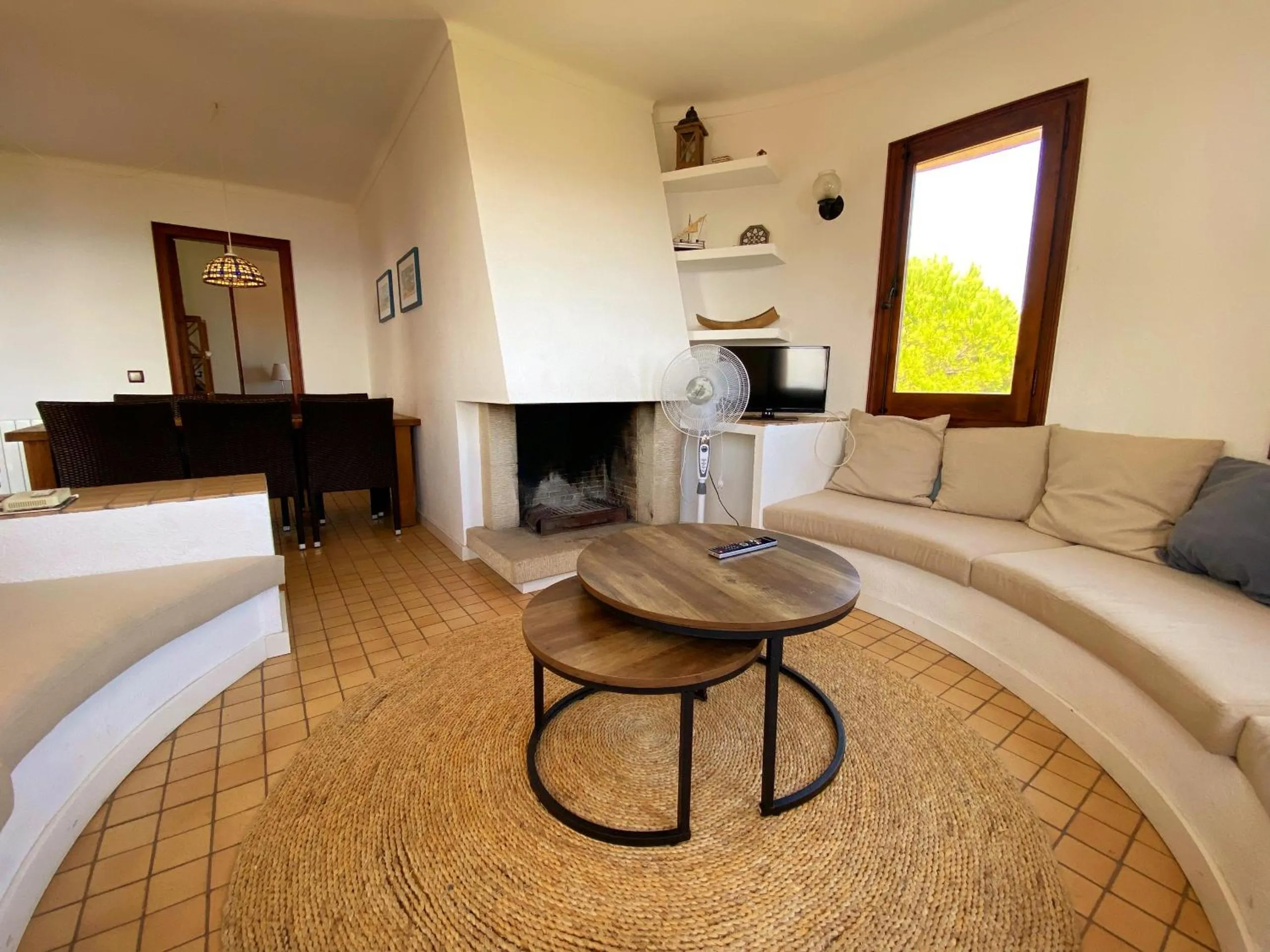 Living room, Bed in Spectacular Mediterranean view!