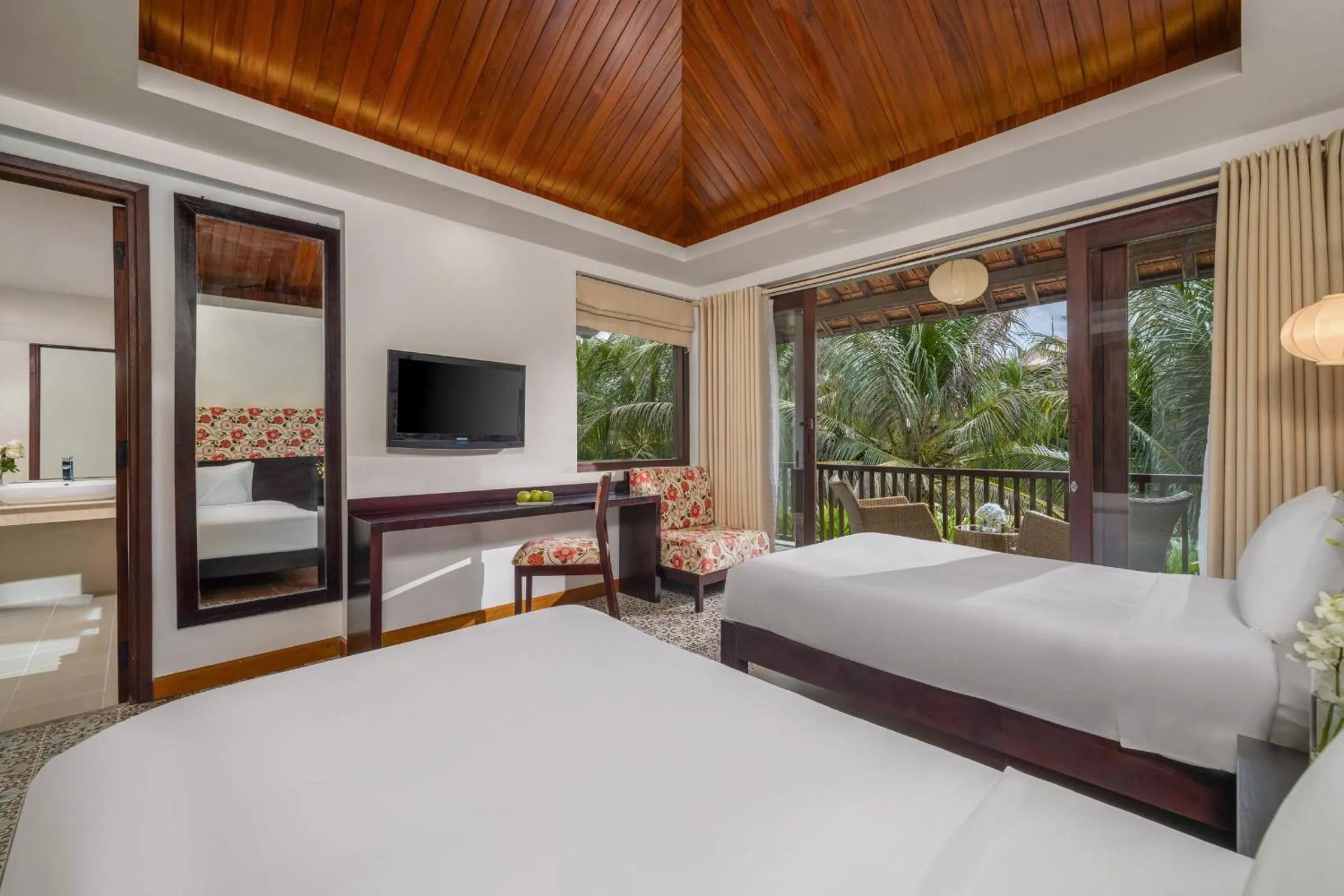 Bed in Emerald Hoi An Riverside Resort