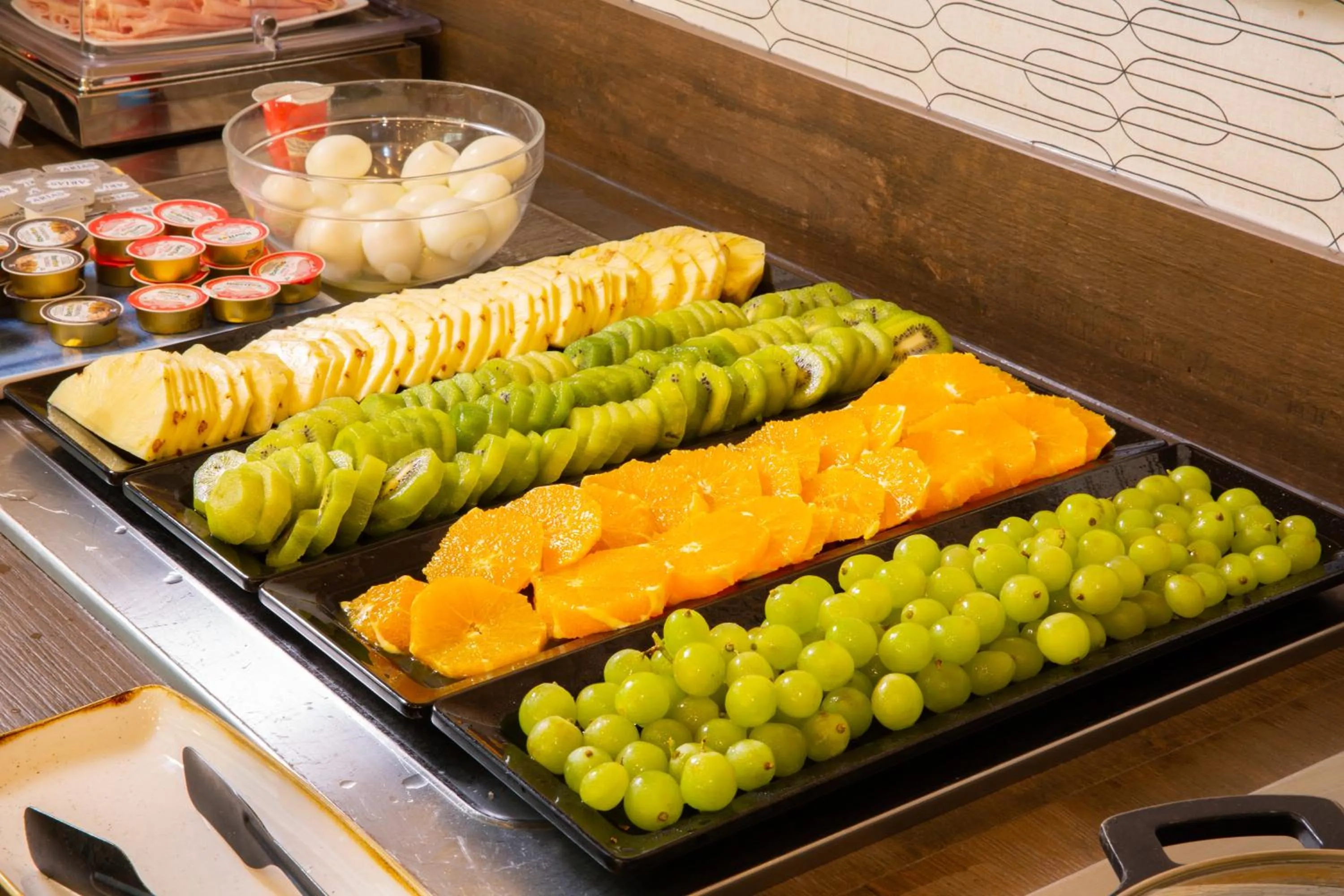 Food and drinks in Ramada by Wyndham Madrid Getafe