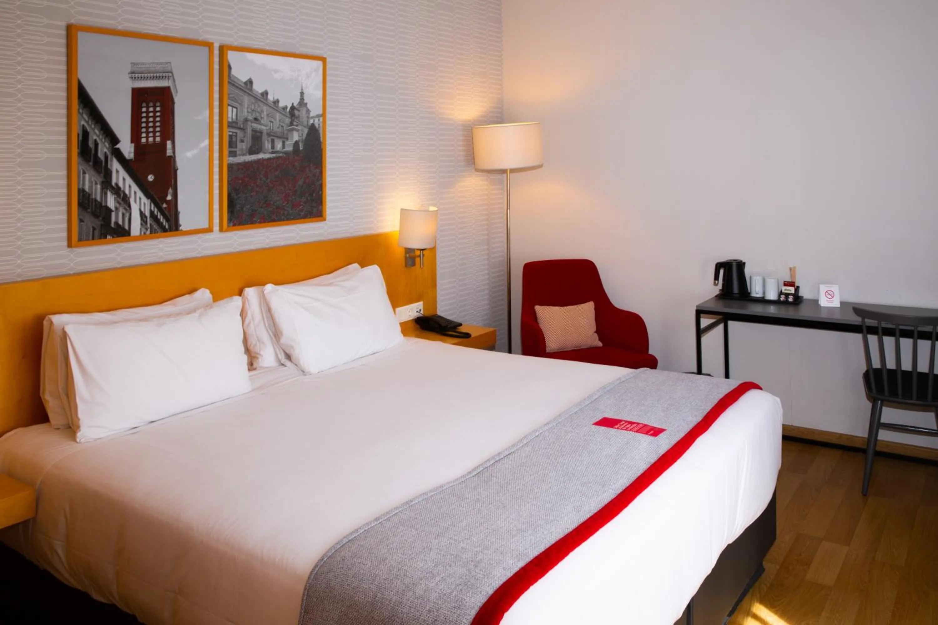Bed in Ramada by Wyndham Madrid Getafe