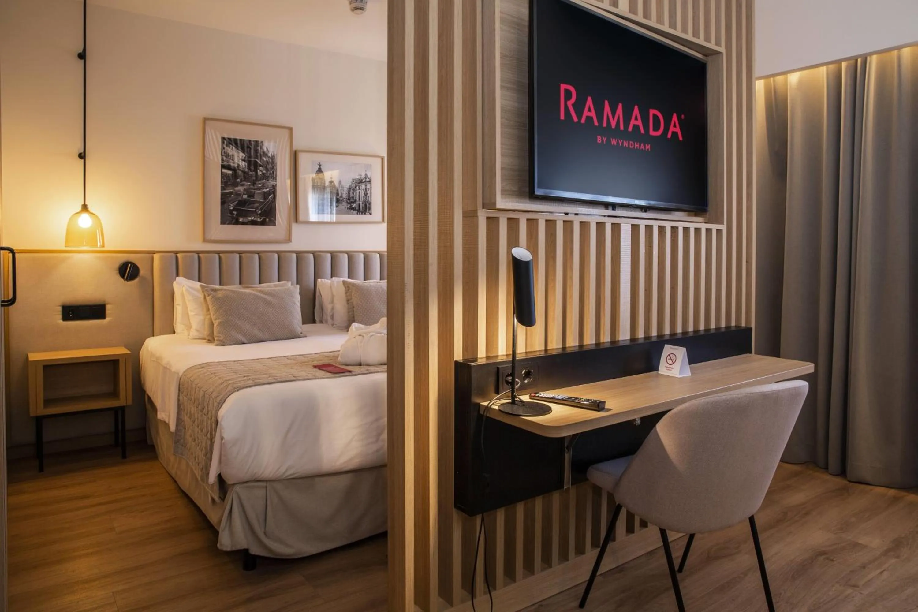 Photo of the whole room, Bed in Ramada by Wyndham Madrid Getafe