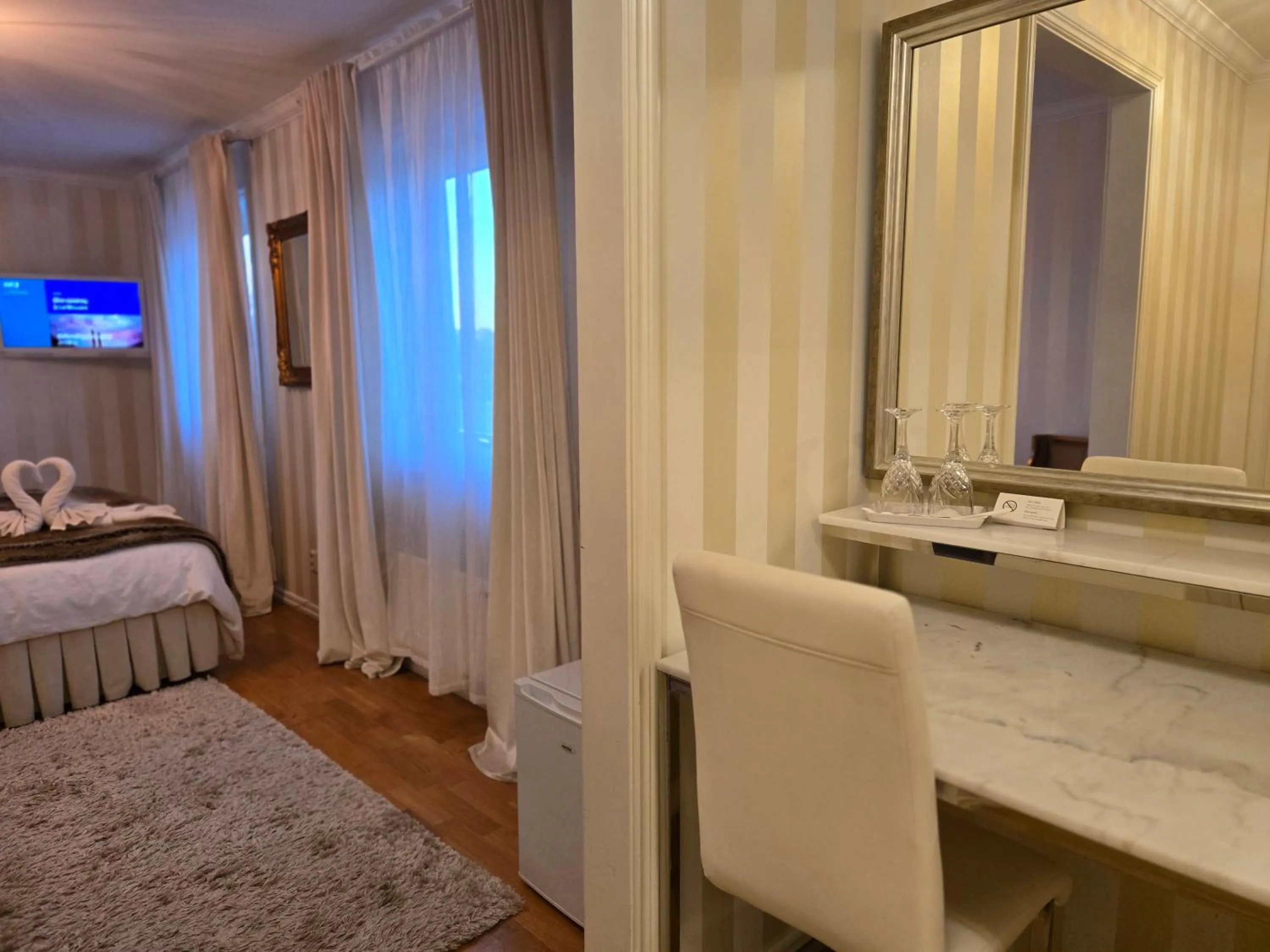 View (from property/room), Bed in Vänerport Lakefront Hotell