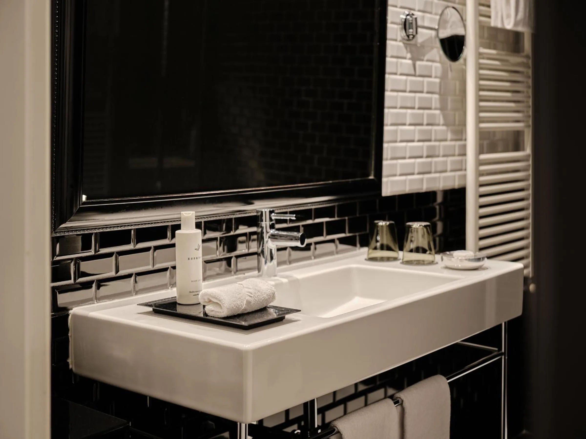 Bathroom in The Principal Madrid, Small Luxury Hotels