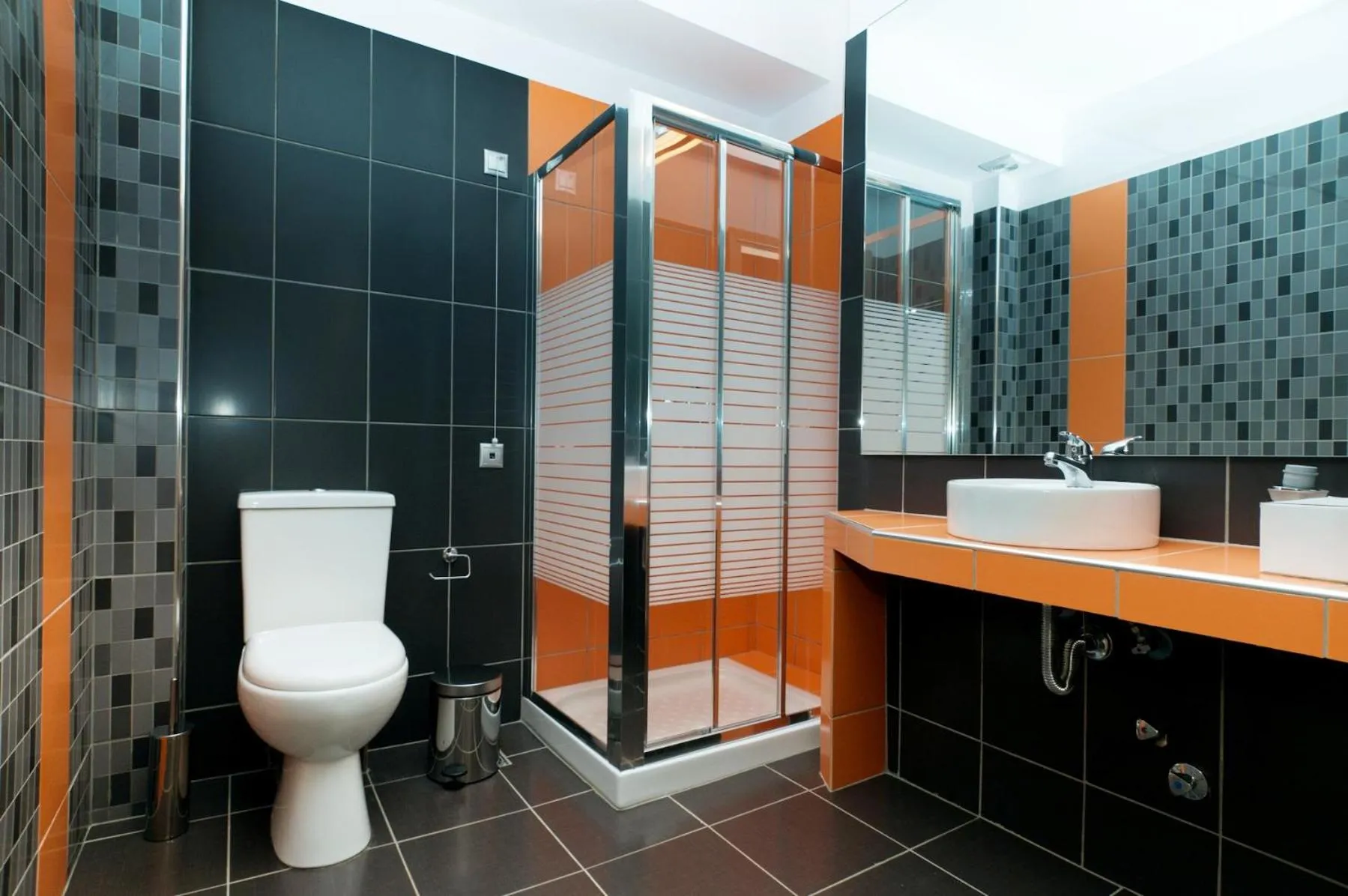 Bathroom in 4epoches