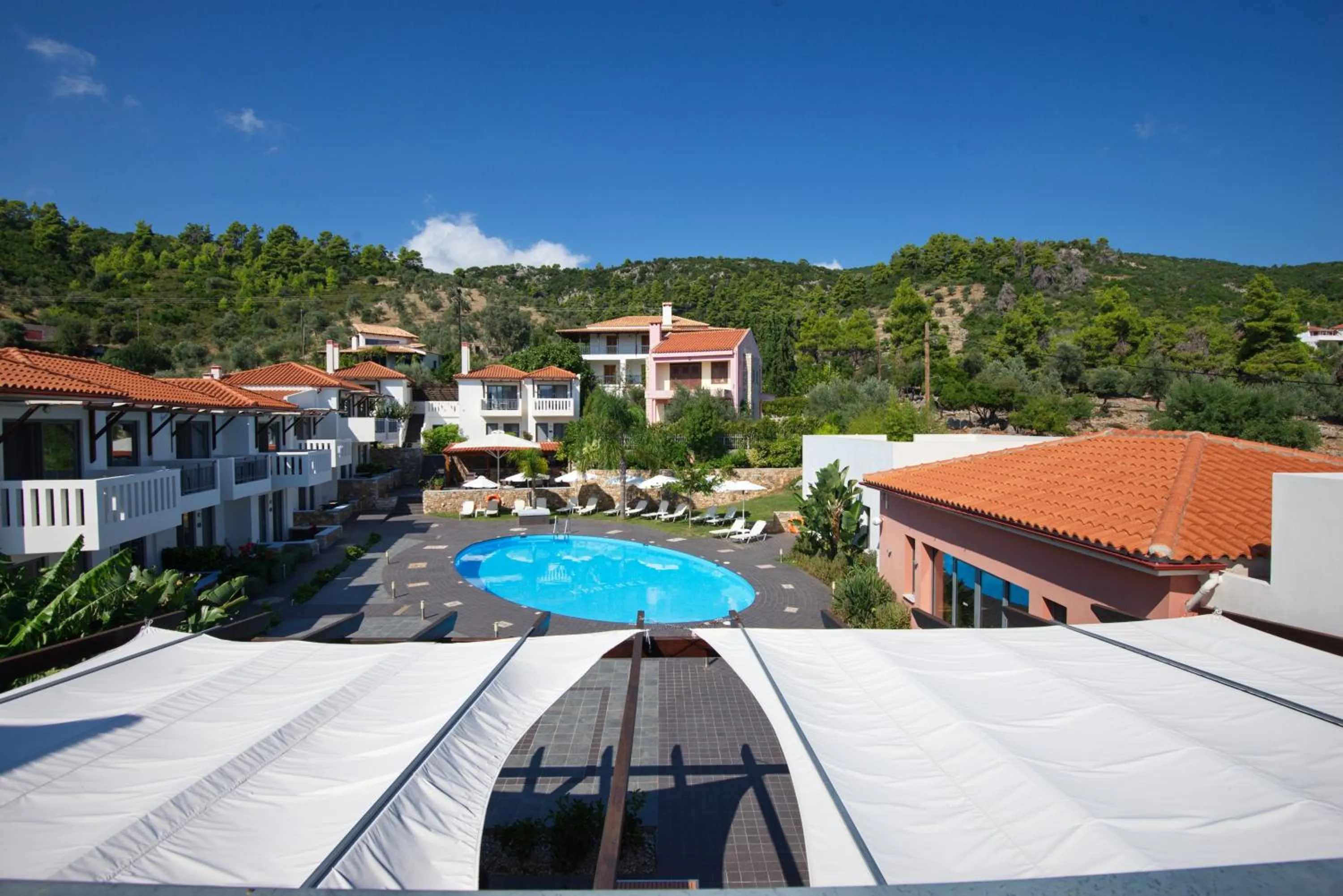 Lounge or bar in 4epoches