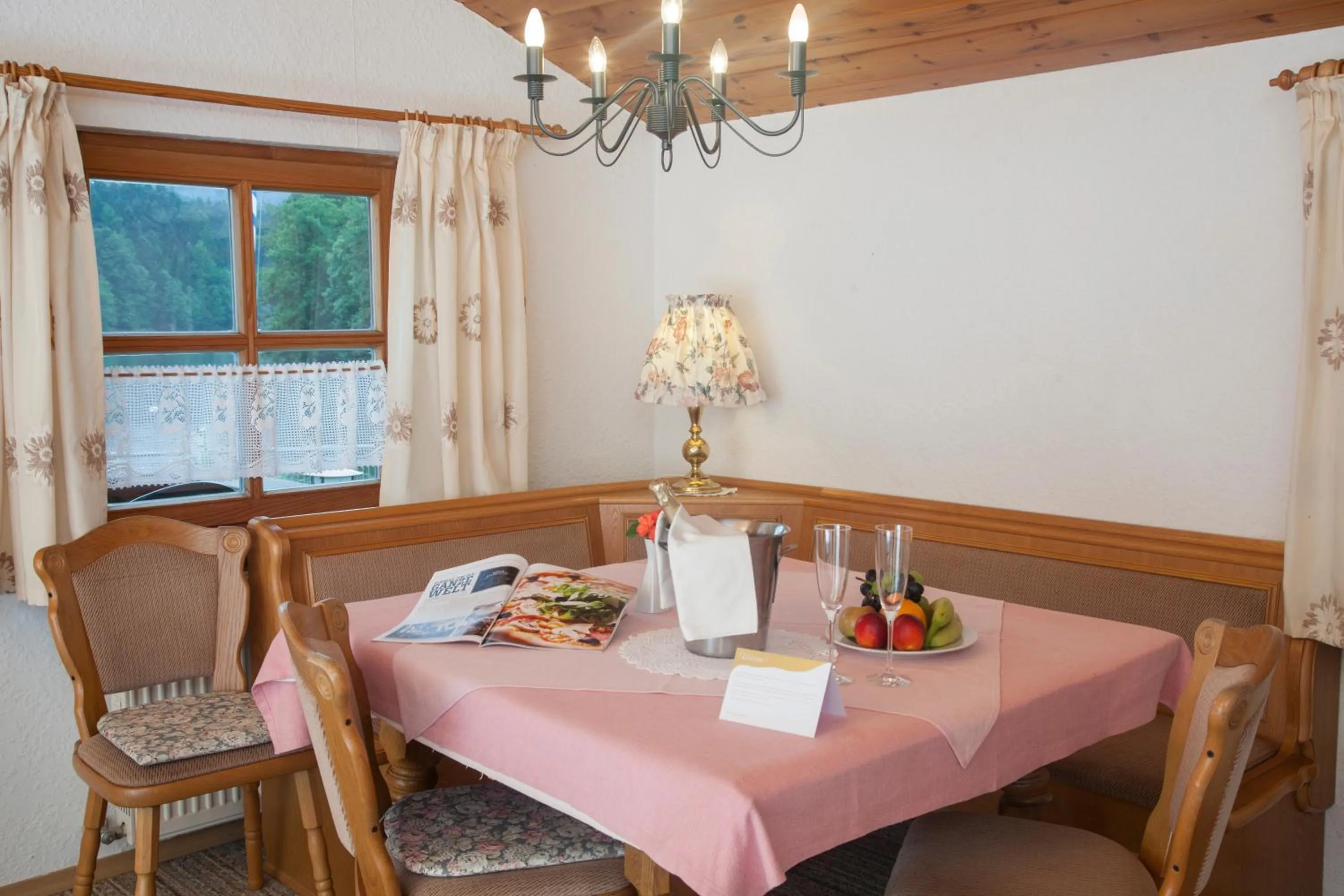 Dining area in Hotel Der Seehof
