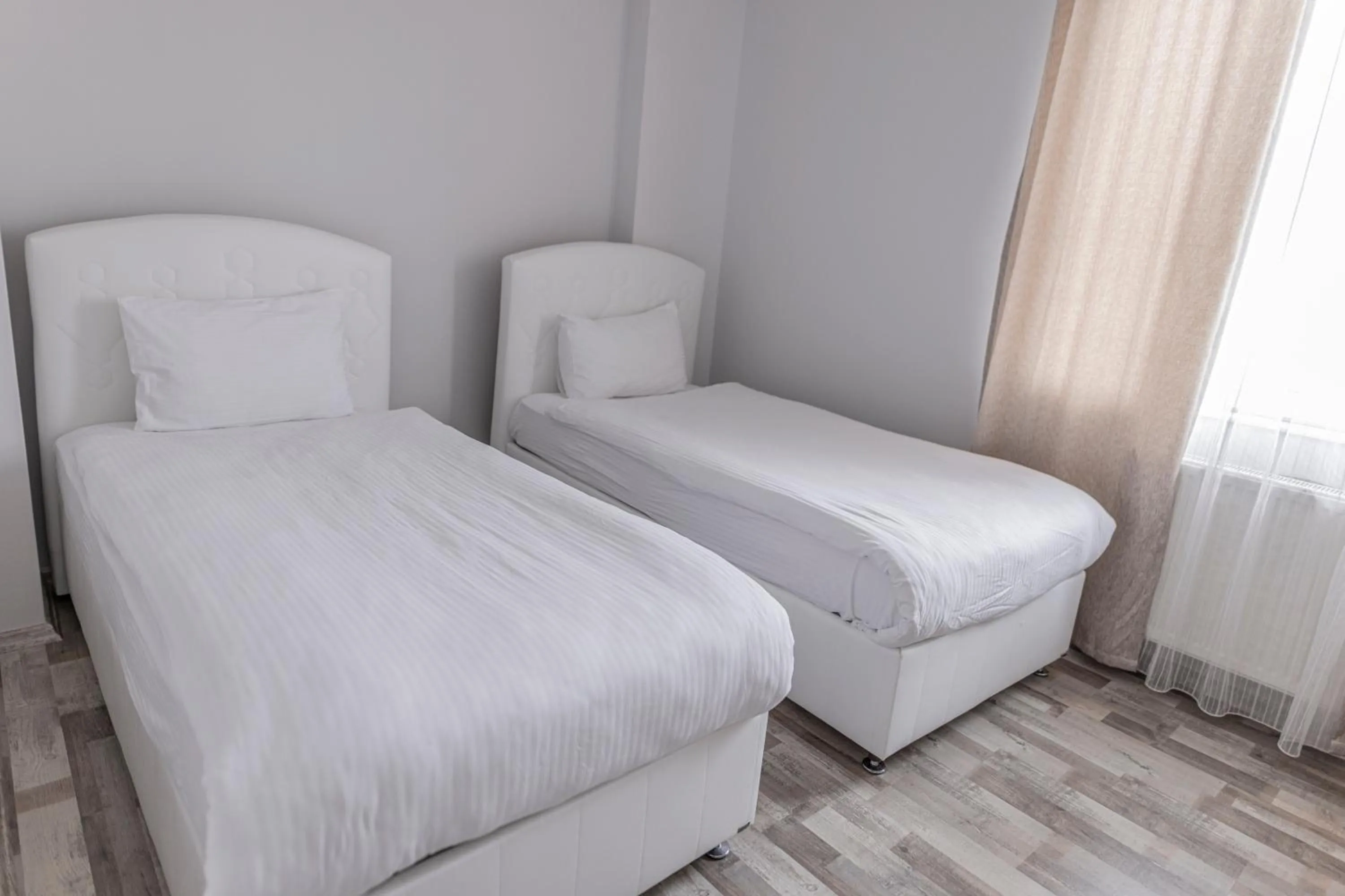 Bedroom, Bed in Zb home