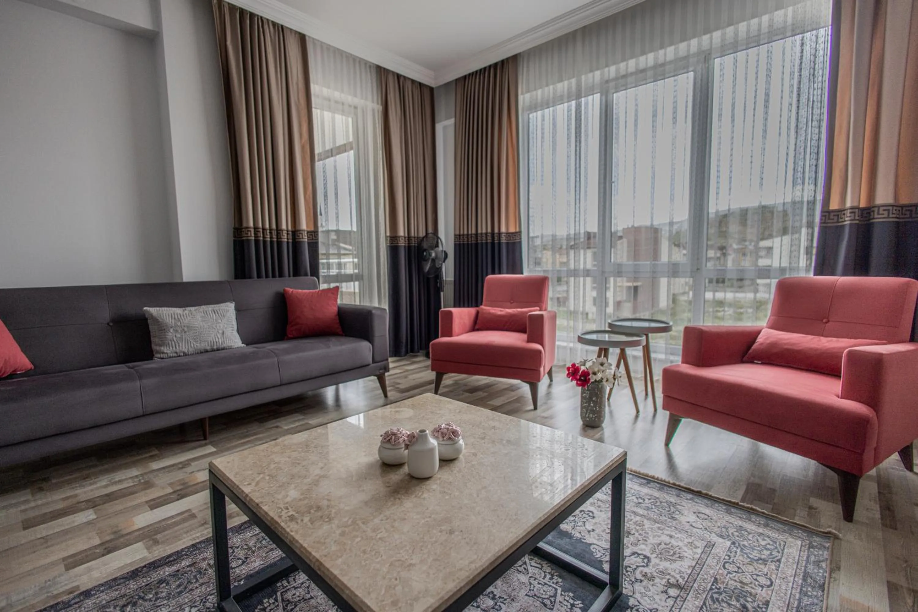 Photo of the whole room in Zb home