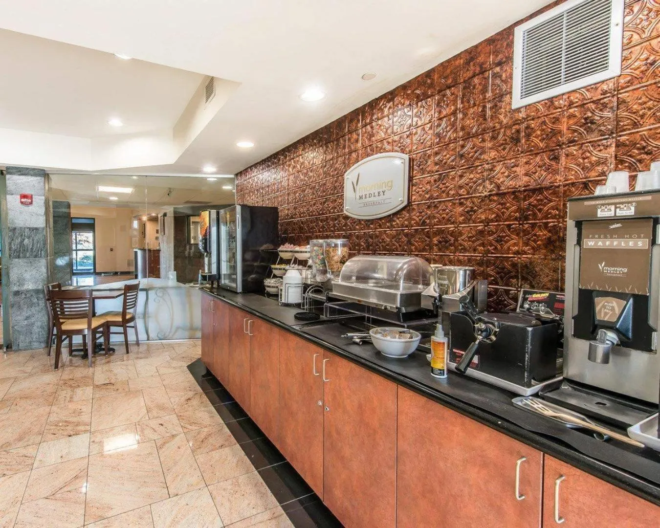 Breakfast in Sleep Inn & Suites Winchester near University