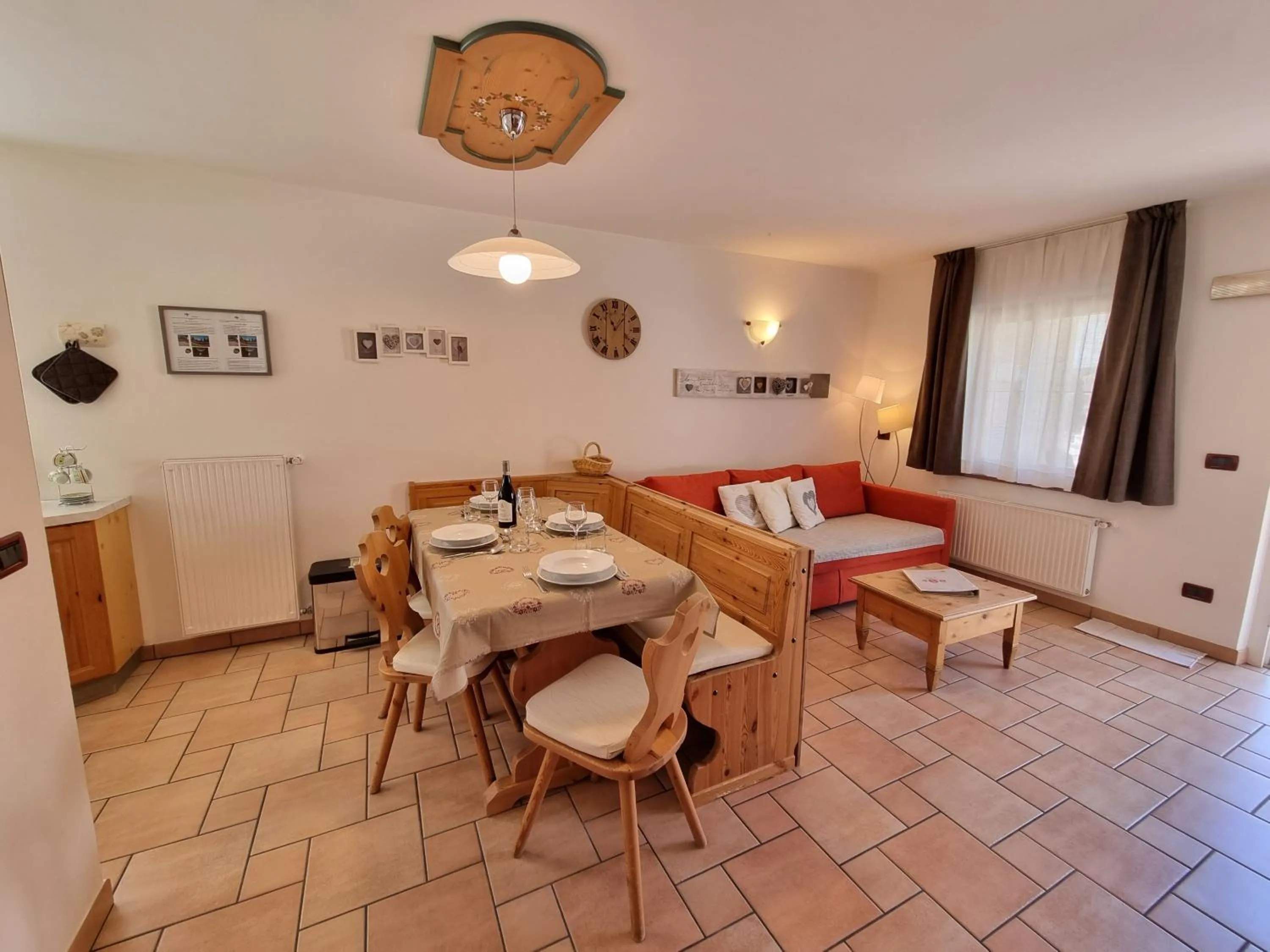 Dining area in Residence Le Rose