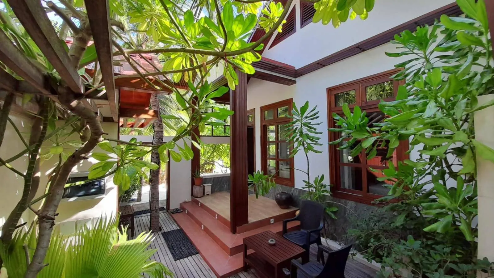 Property building in Beach Cottage