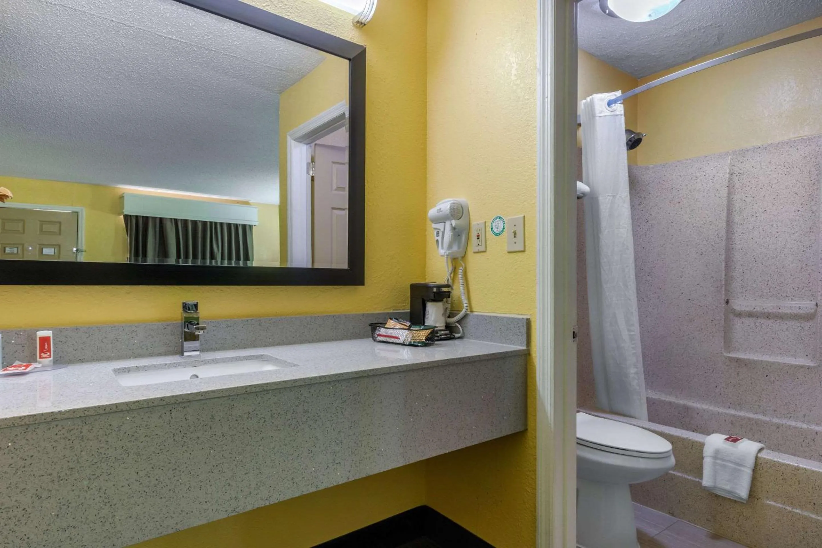 Bathroom in Econo Lodge Nashville near Percy Priest Lake