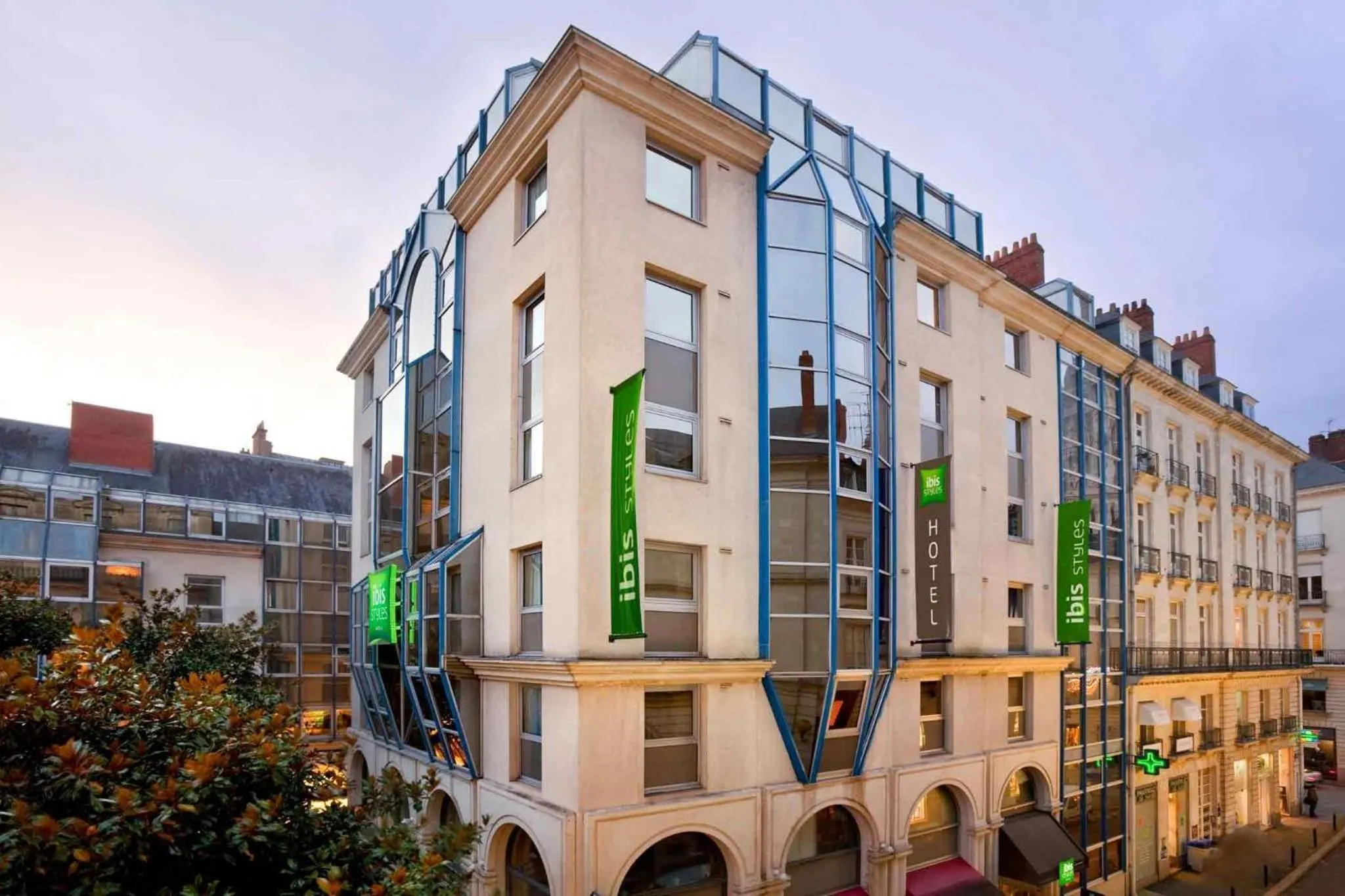 Property building in ibis Styles Nantes Centre Place Royale