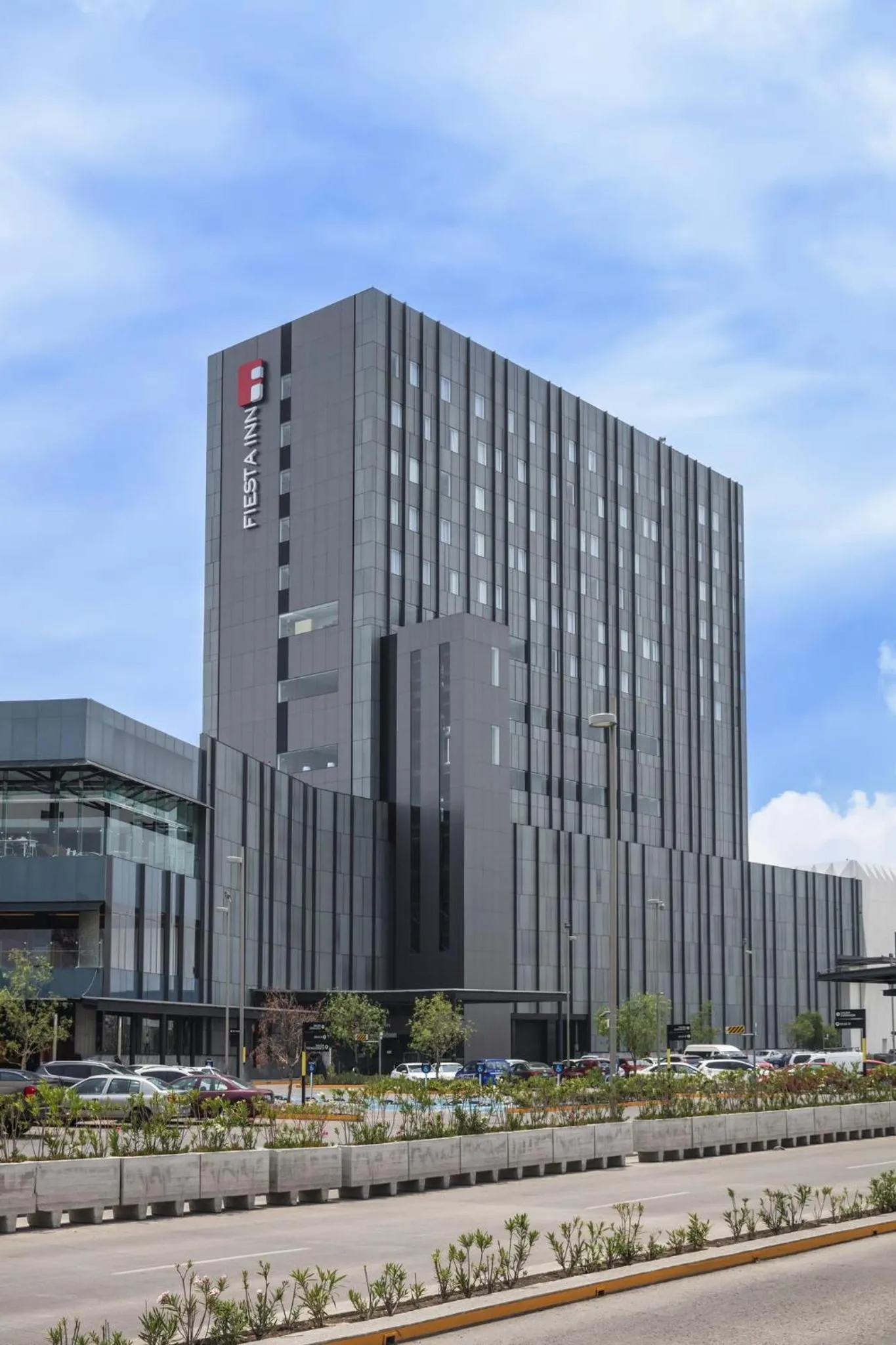 Property building in Fiesta Inn Parque Puebla