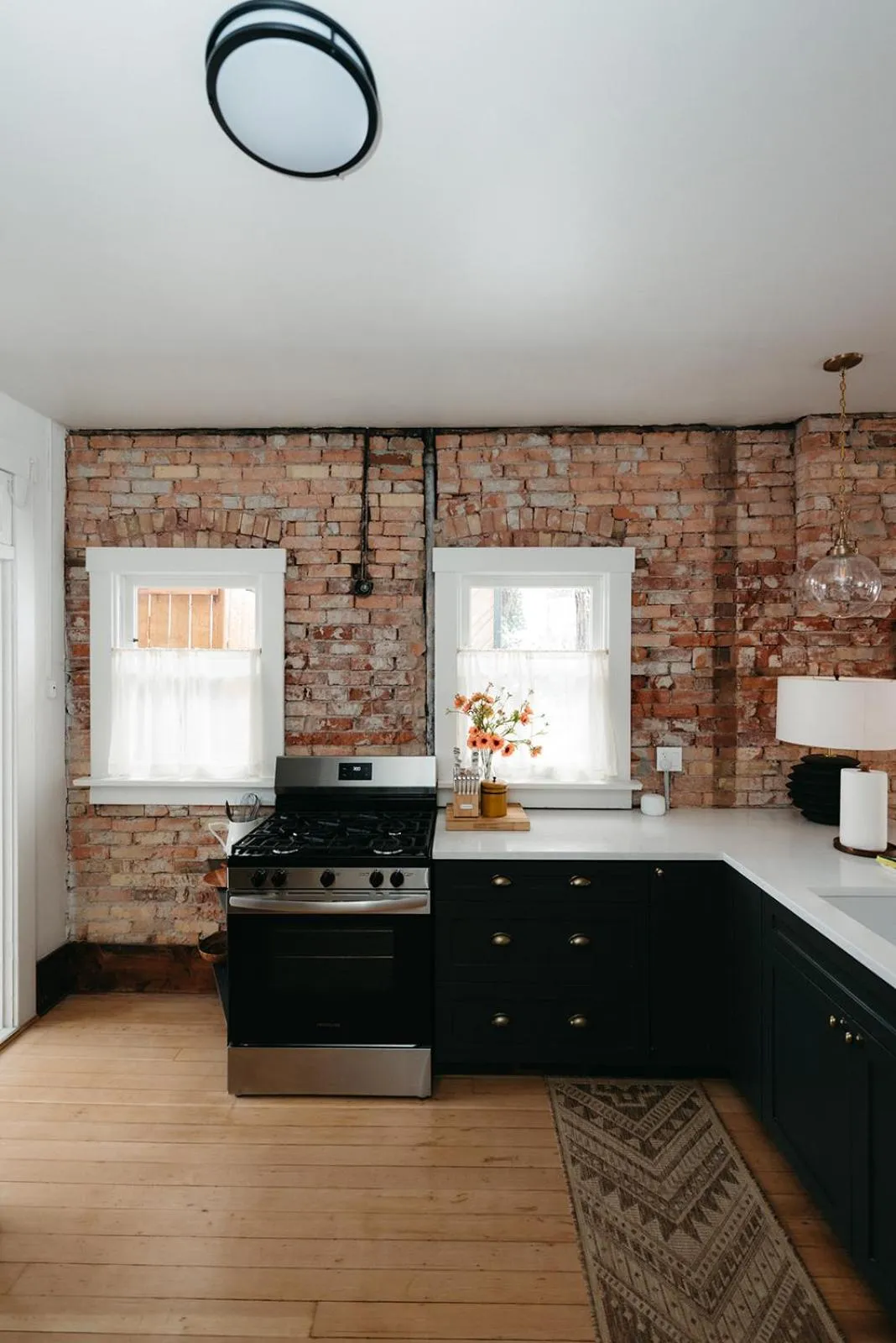 oven in Ellerbeck Bed & Breakfast