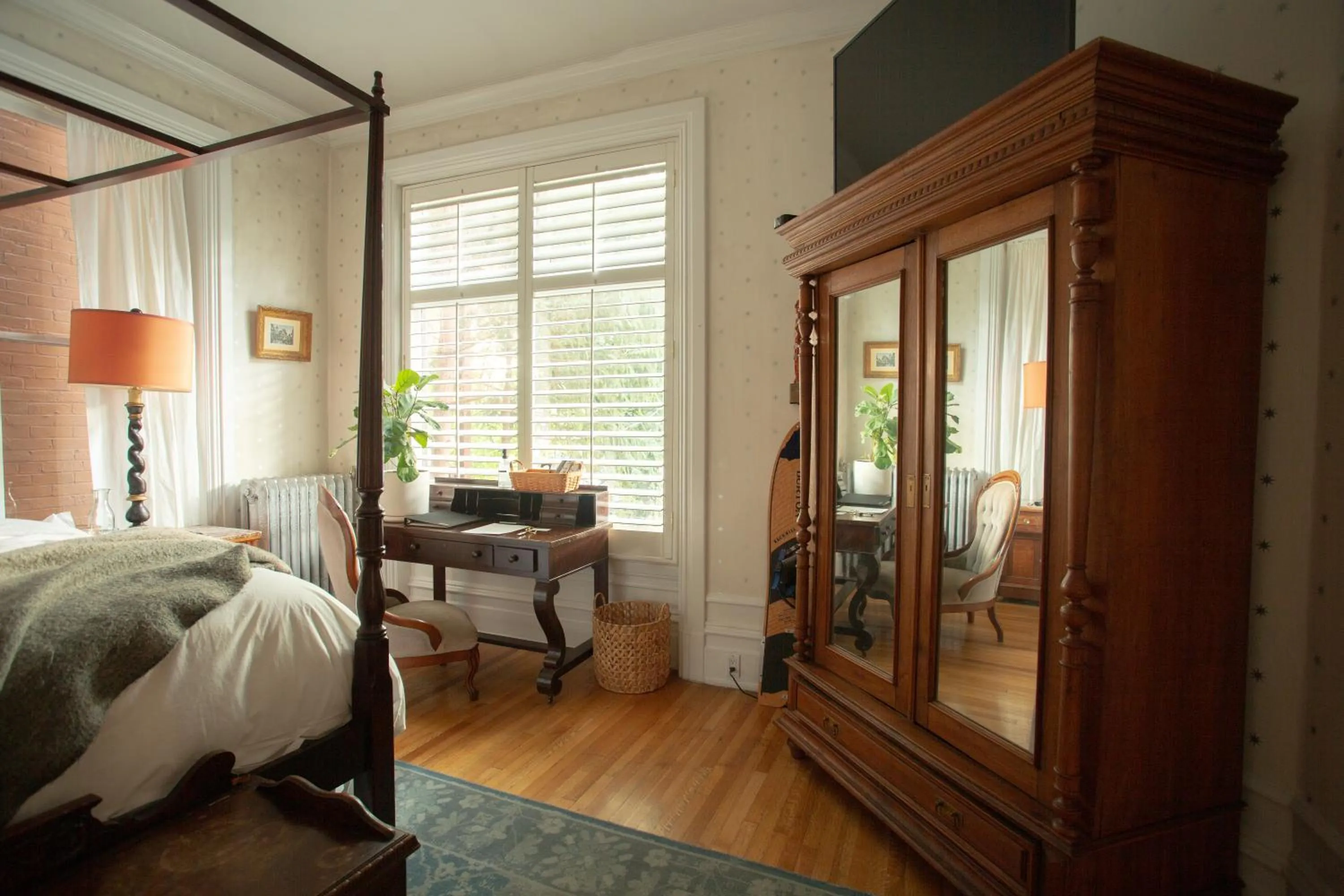 Bed in Ellerbeck Bed & Breakfast