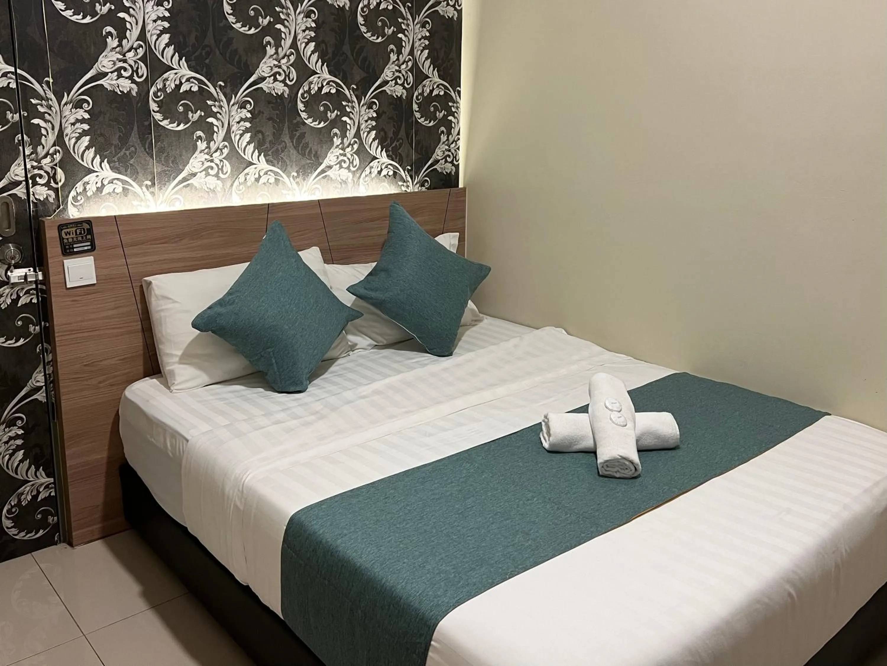 Bed in KUANTAN BESERAH BUDGET HOTEL