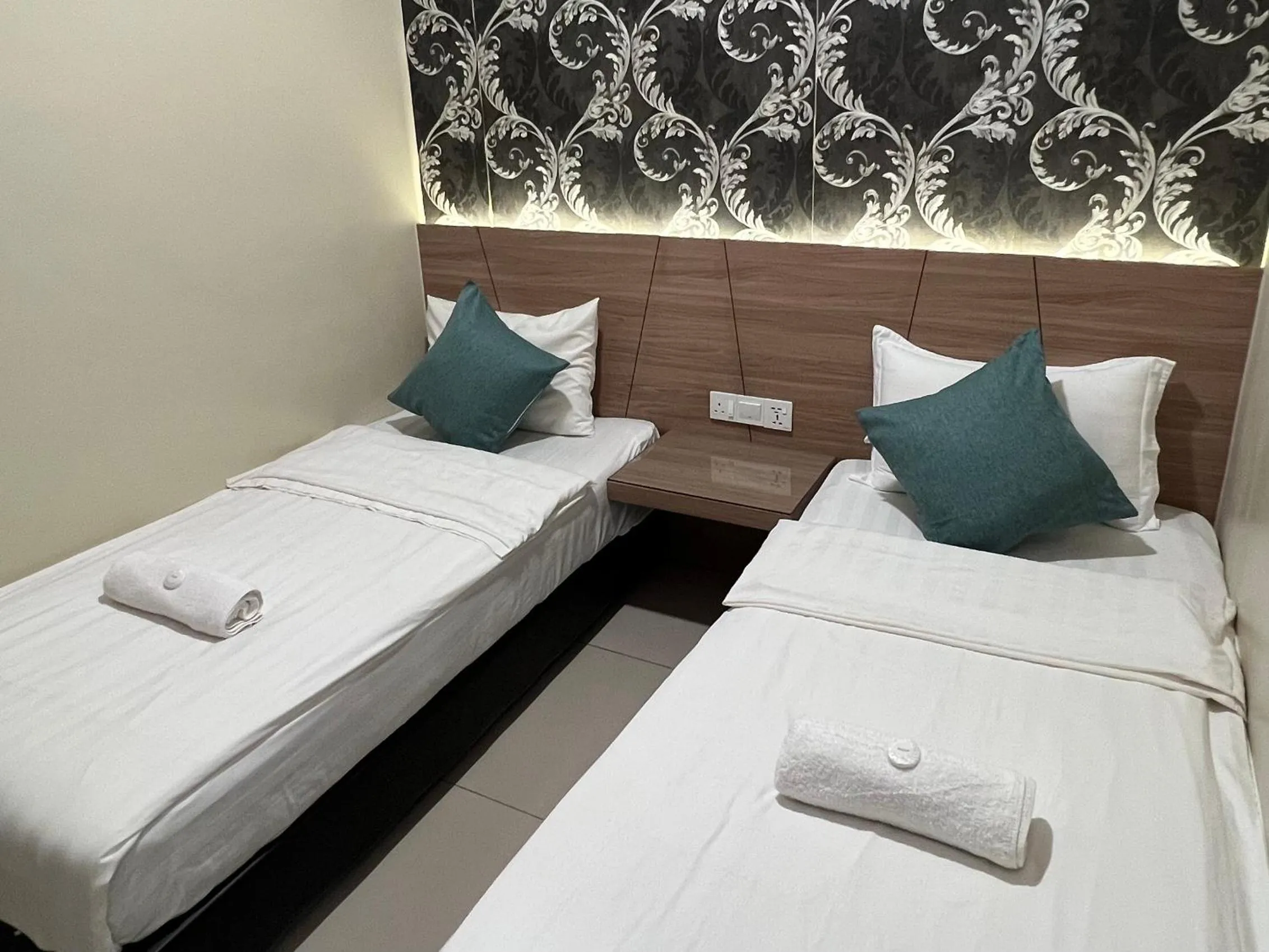 Bed in KUANTAN BESERAH BUDGET HOTEL