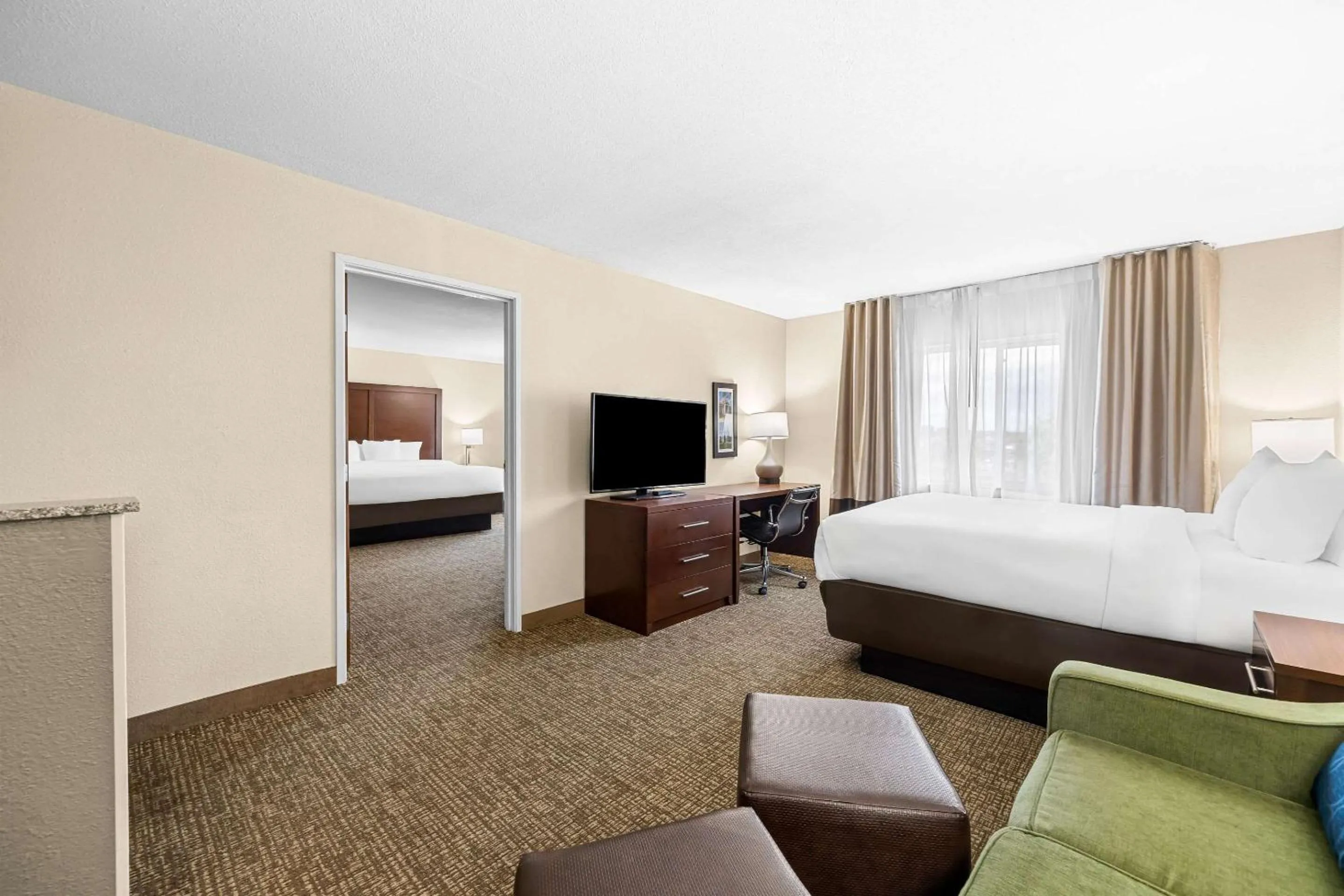 Bedroom, Bed in Comfort Inn & Suites Pueblo