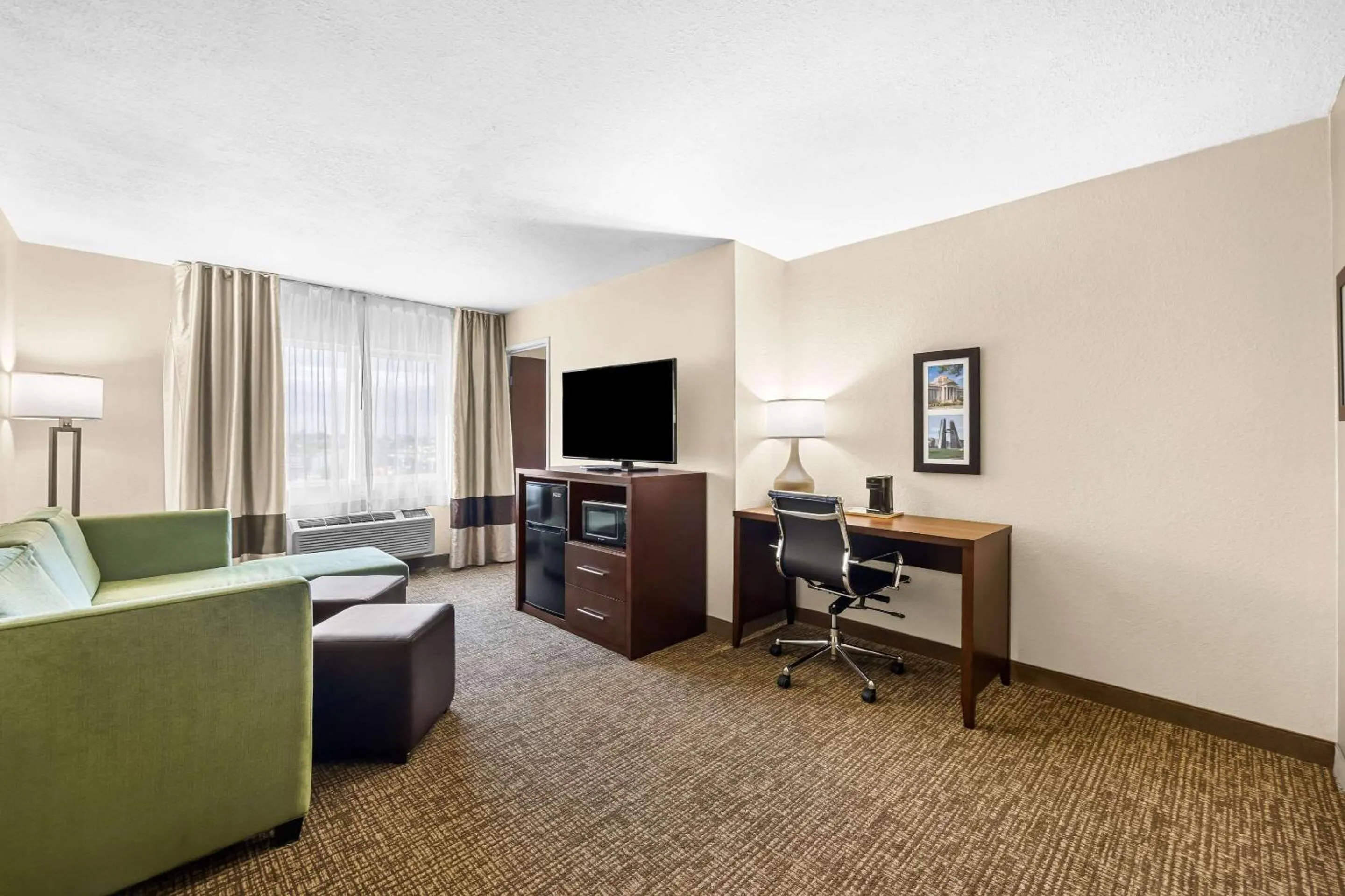 Bedroom in Comfort Inn & Suites Pueblo