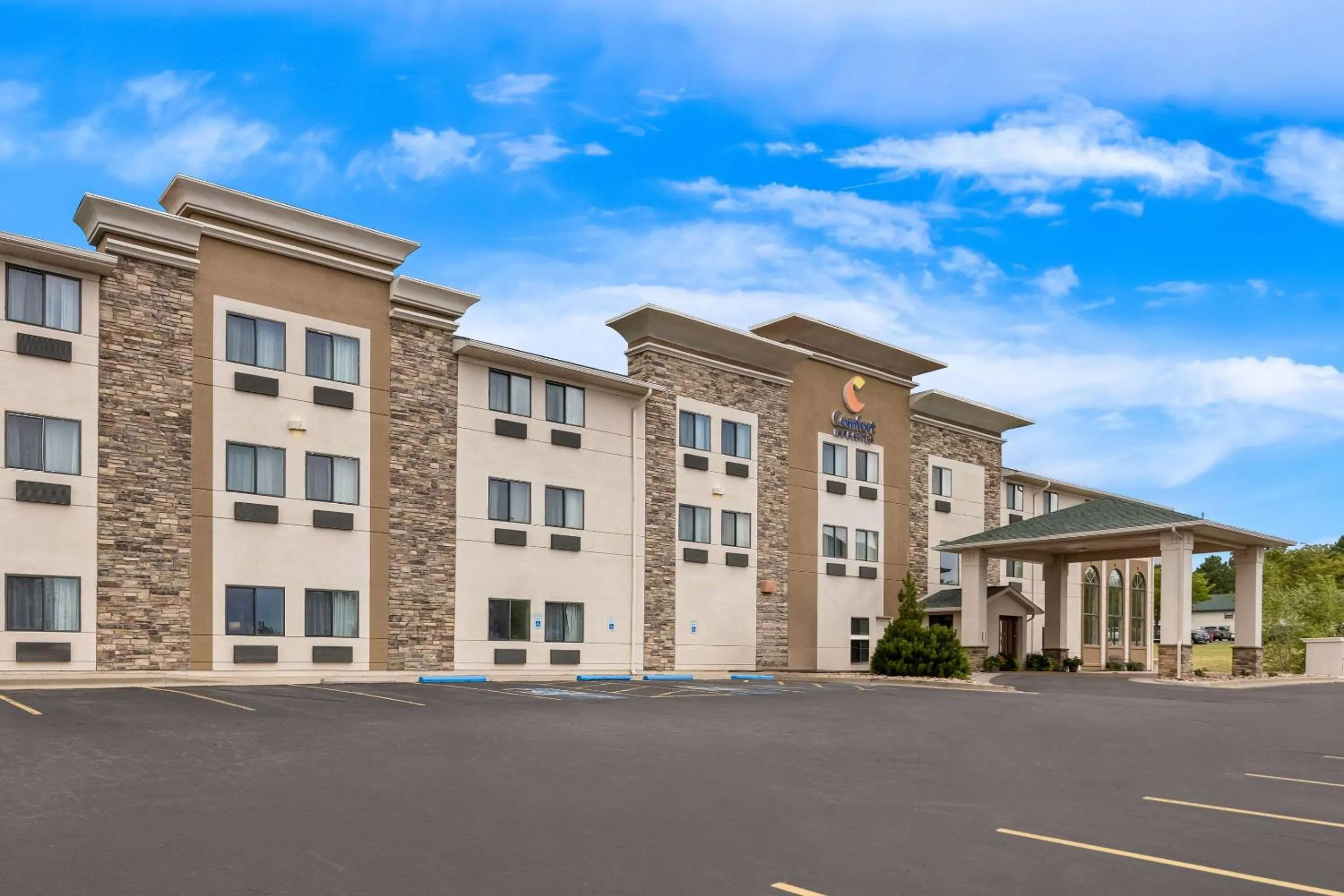Property building in Comfort Inn & Suites Pueblo