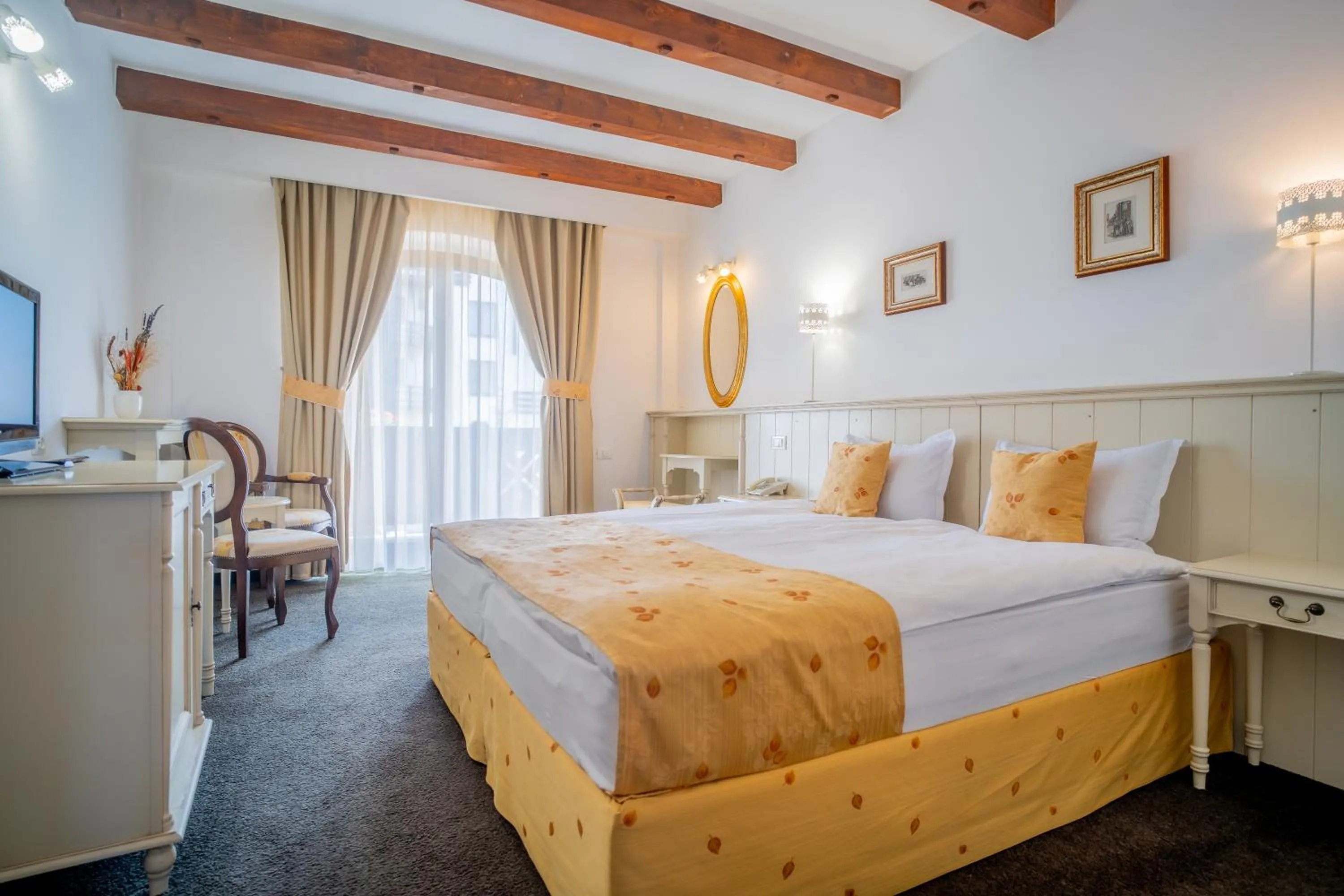 Bed in Pensiunea Casa Nostalgia