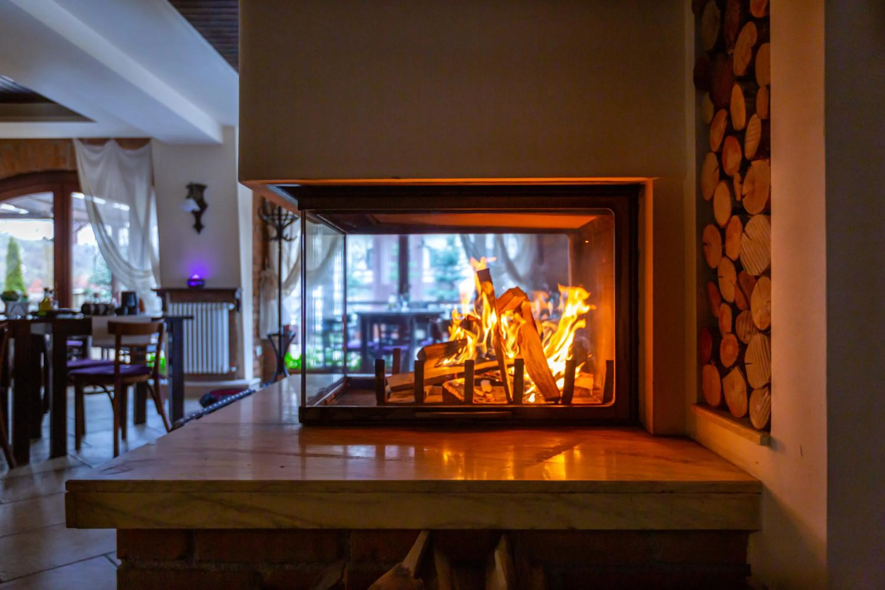 Restaurant/places to eat in Pensiunea Casa Nostalgia