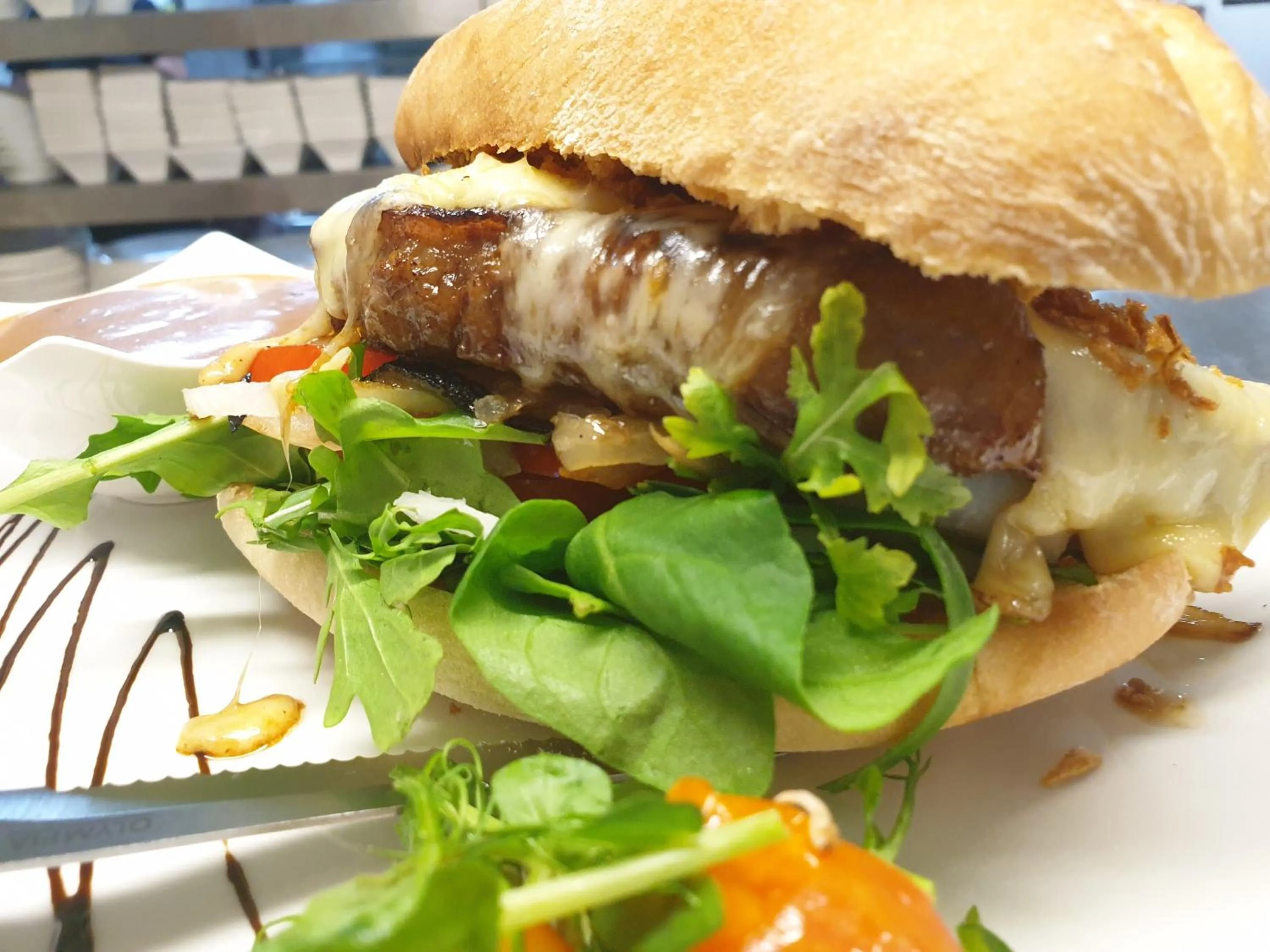 Restaurant/places to eat in Caisleain Oir Hotel