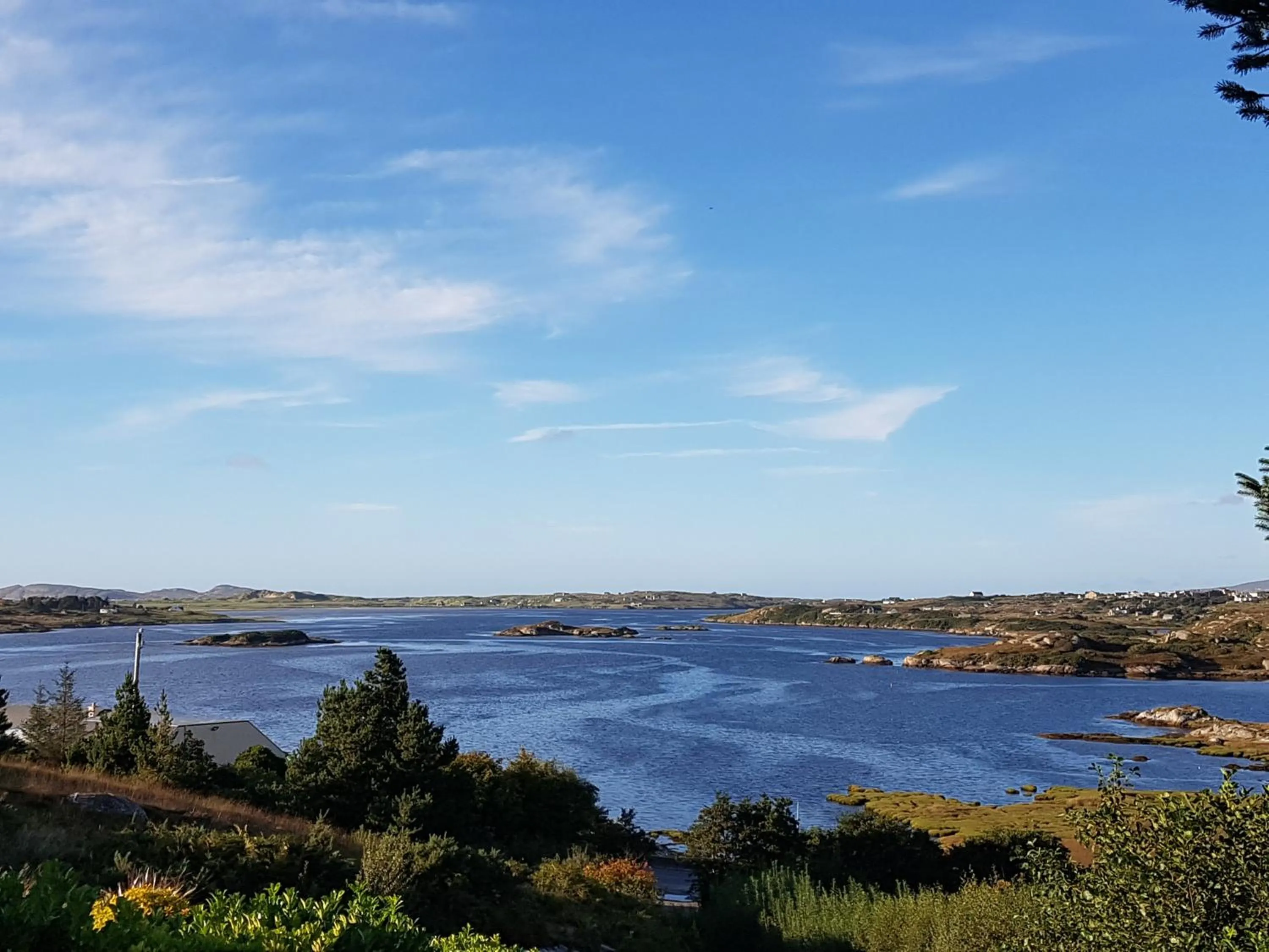 Facade/entrance in Caisleain Oir Hotel