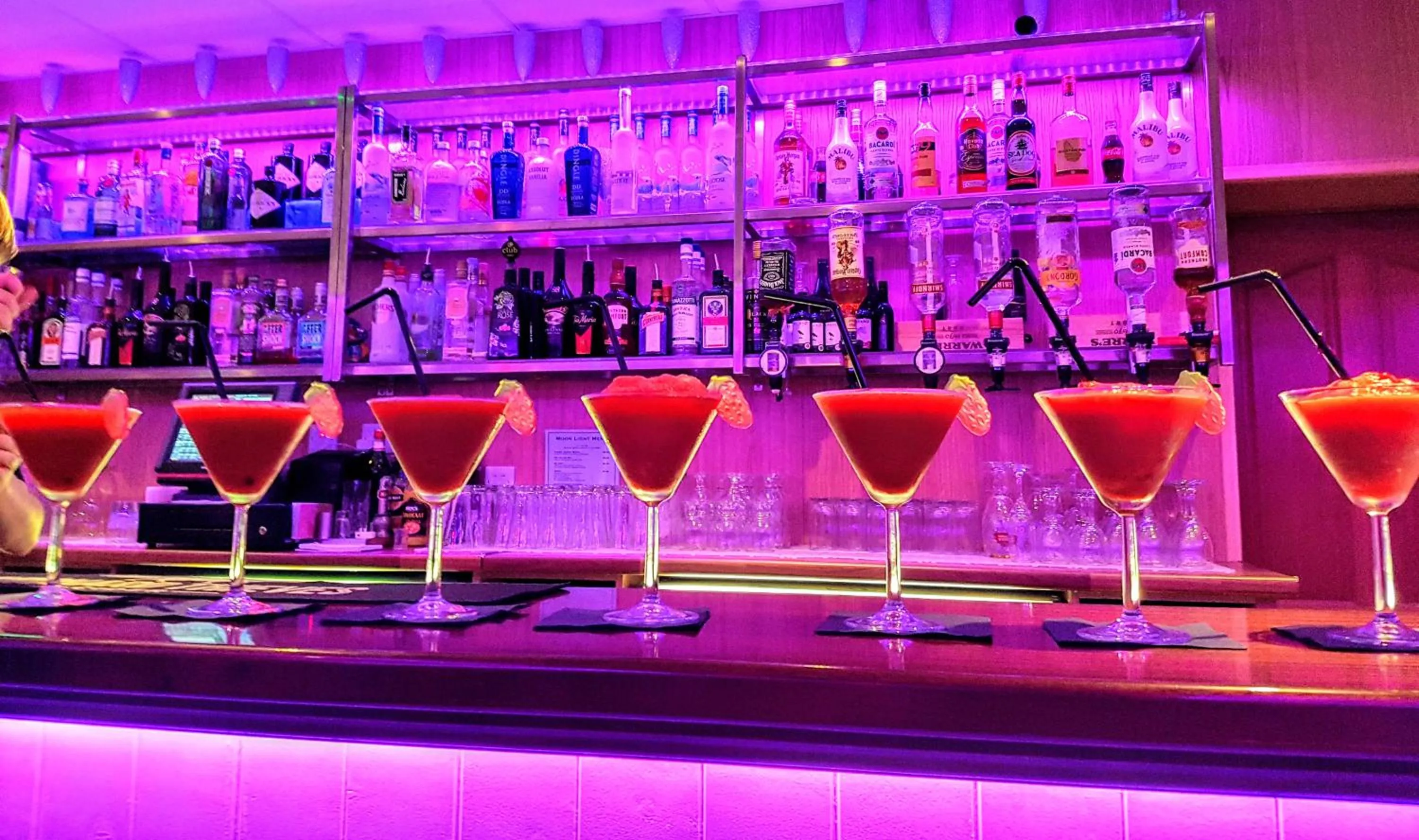 Restaurant/places to eat in Caisleain Oir Hotel