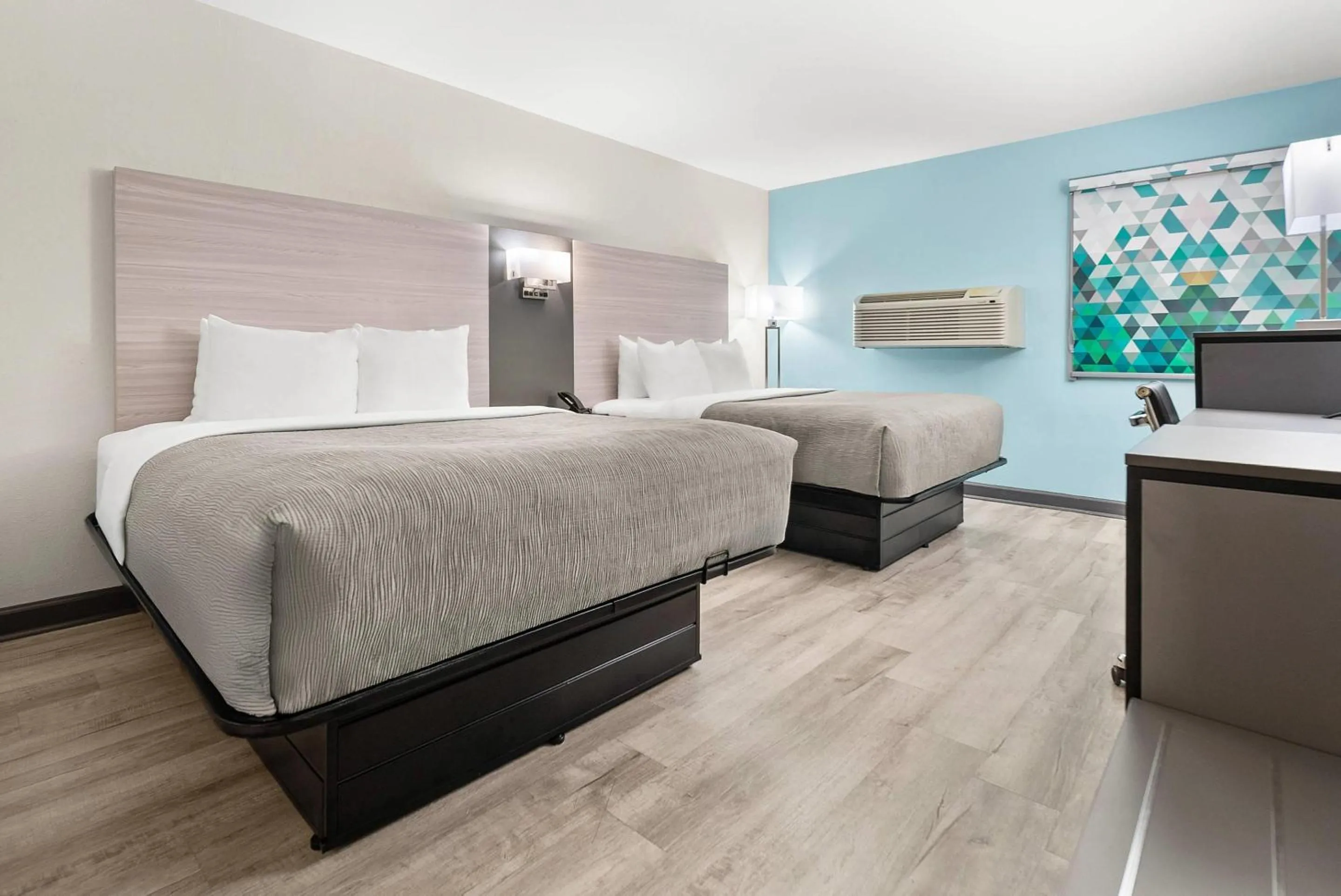 Bedroom, Bed in Quality Inn Auburn Campus Area I-85