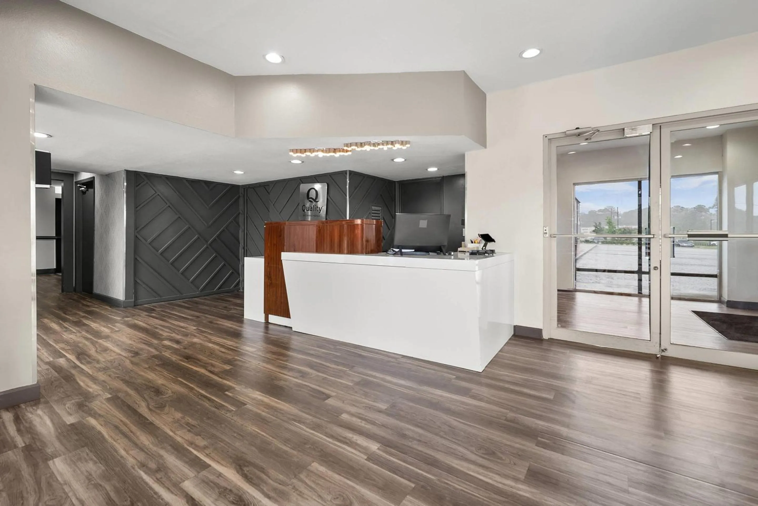 Lobby or reception in Quality Inn Auburn Campus Area I-85