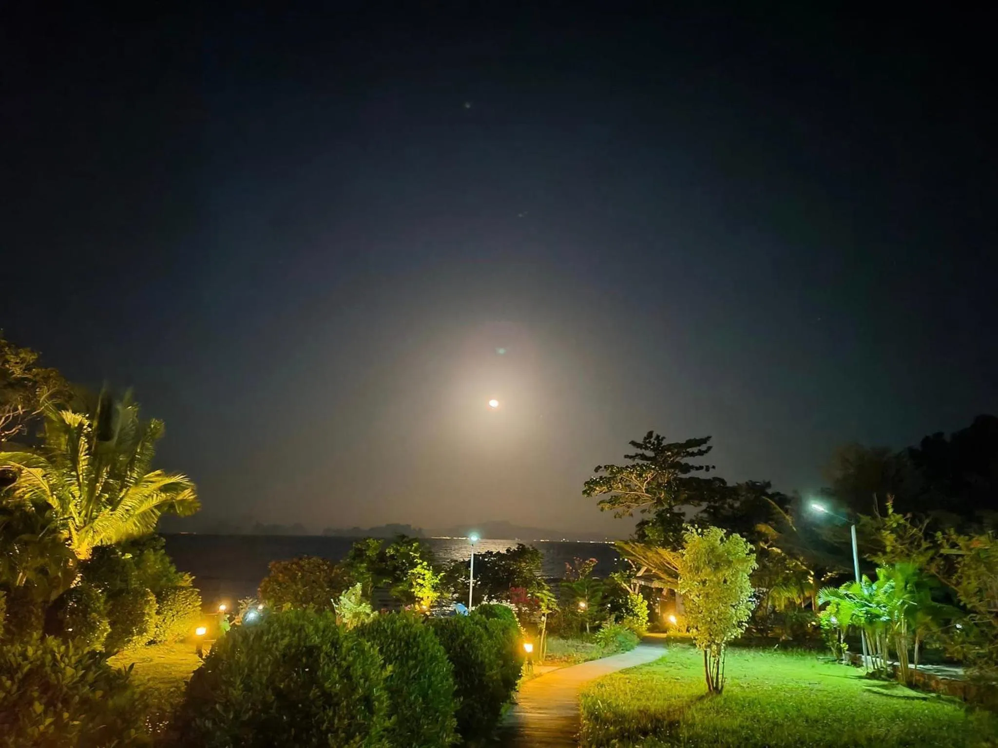 Sunrise Beach Kohyao Resort