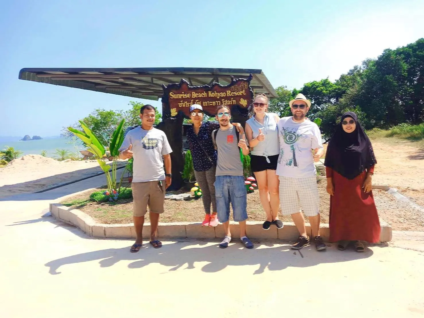 People in Sunrise Beach Kohyao Resort