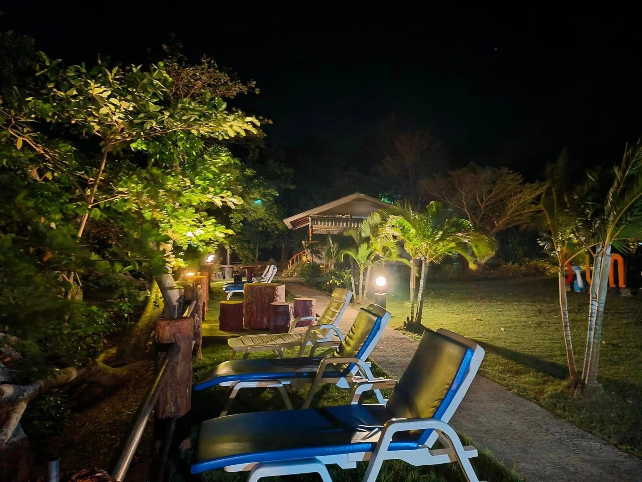 Sunrise Beach Kohyao Resort