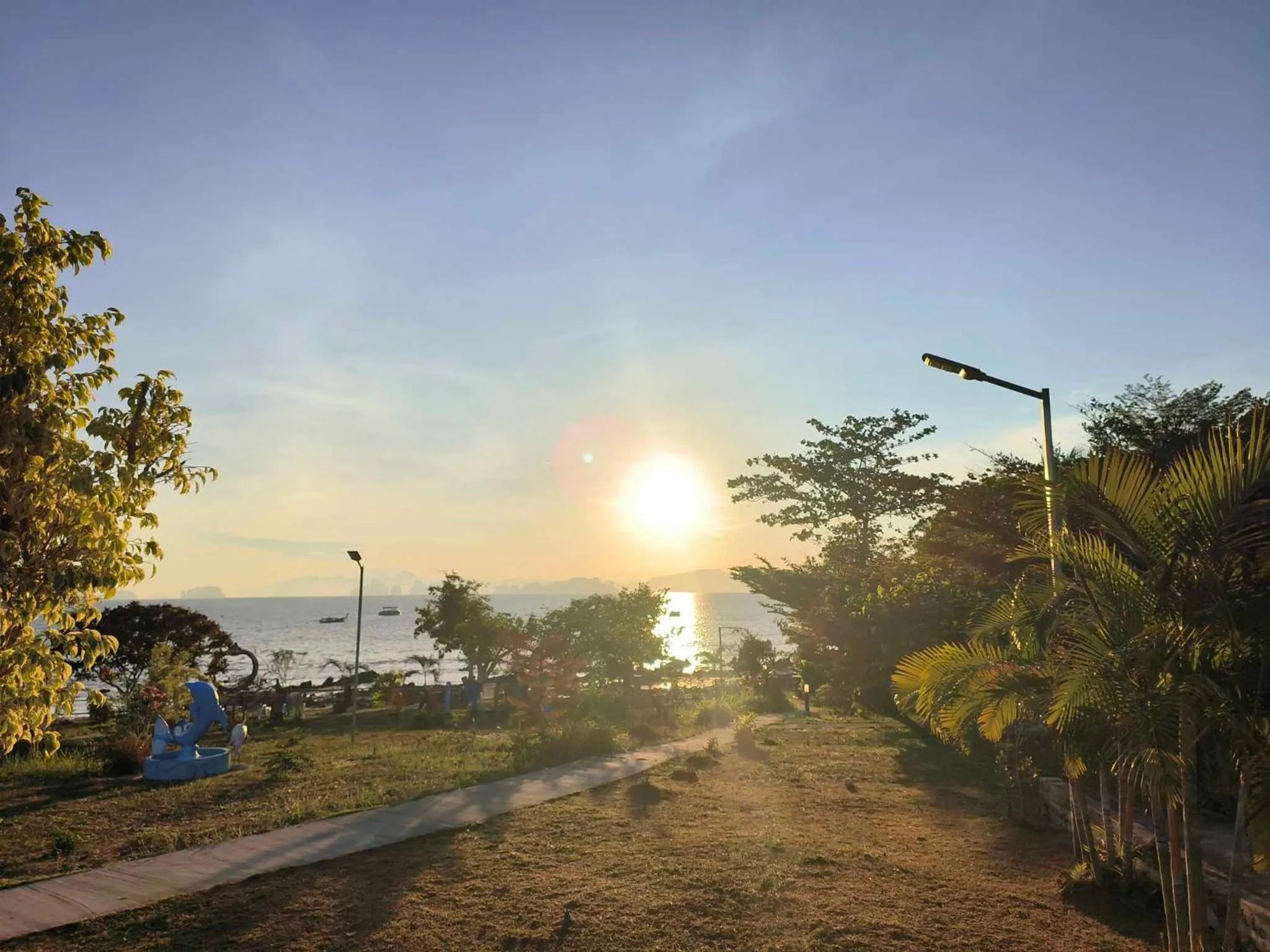 Sunrise Beach Kohyao Resort