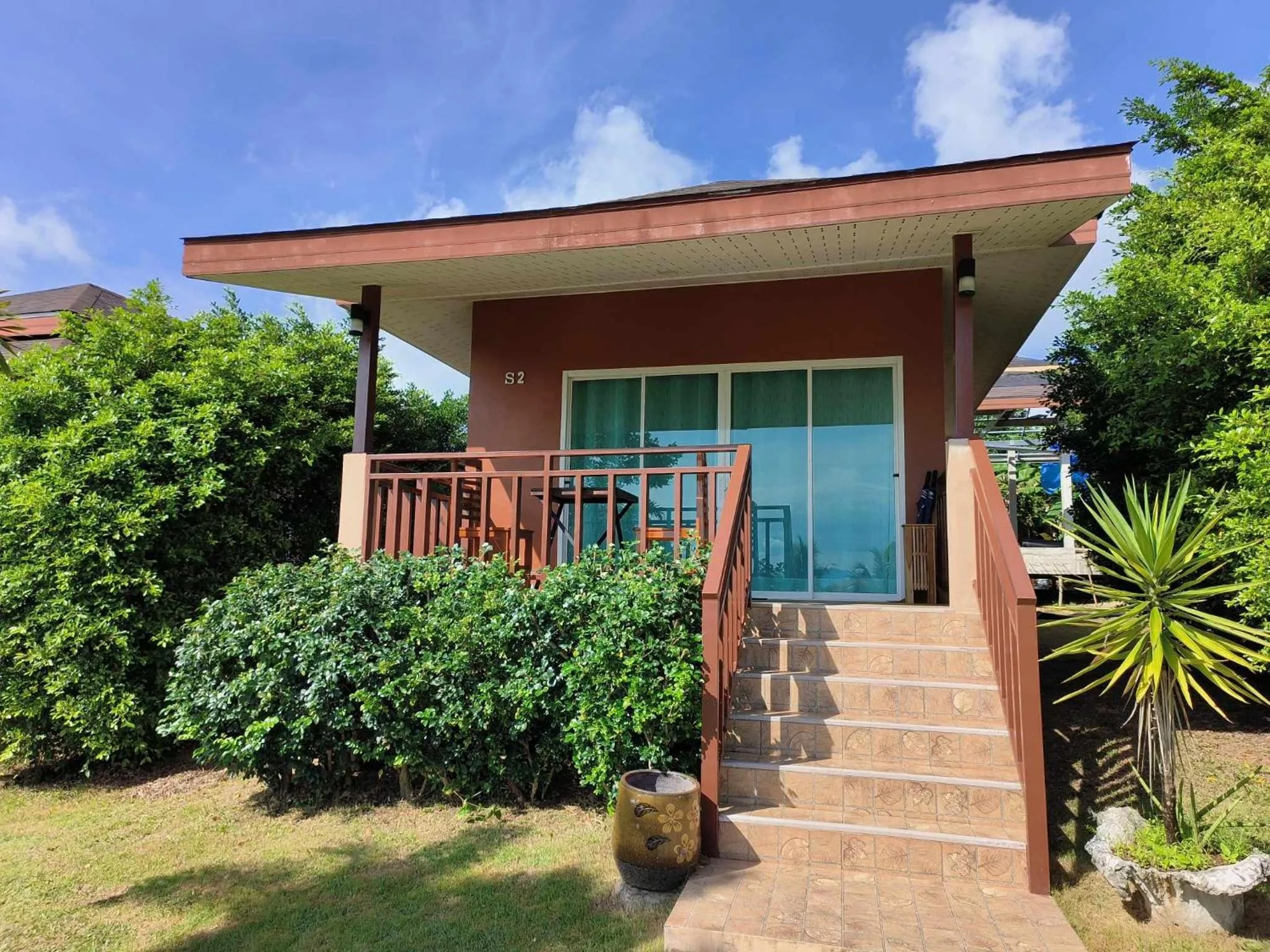 Sunrise Beach Kohyao Resort