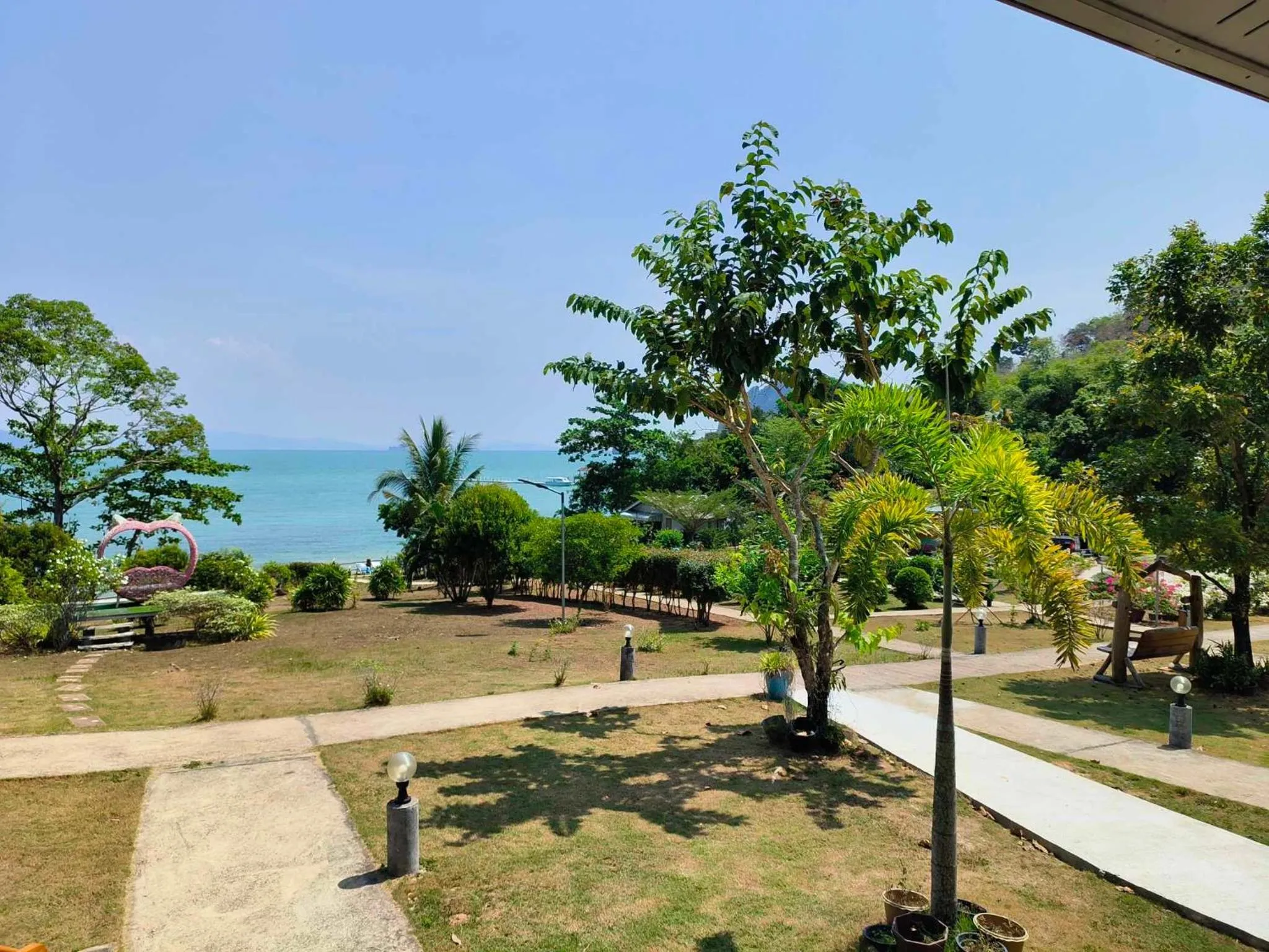 Sunrise Beach Kohyao Resort