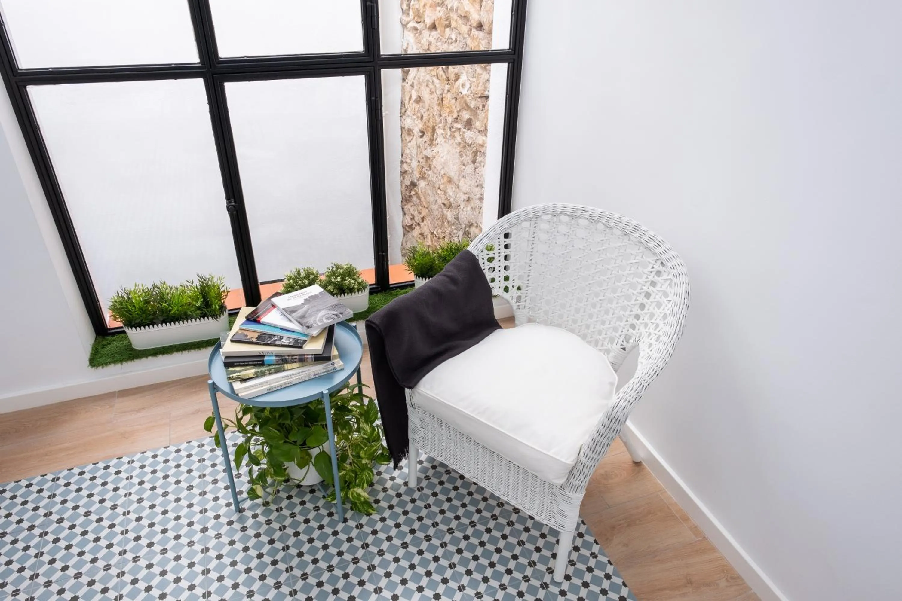 Living room in GOMEZ ROOMS