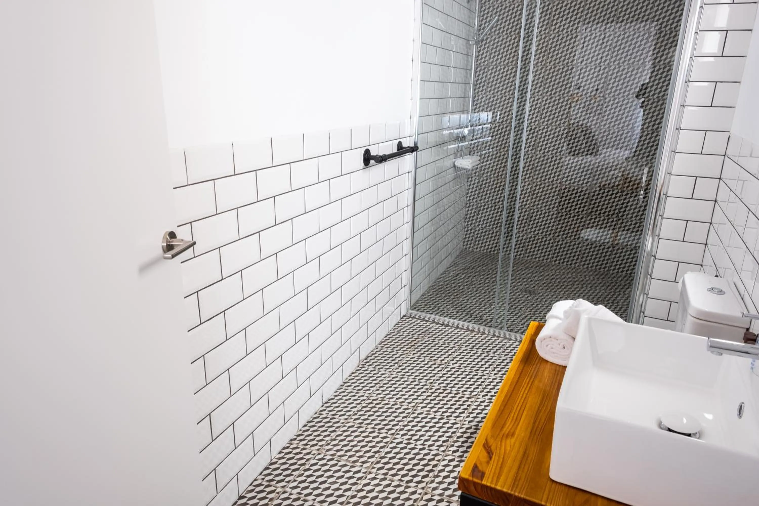 Bathroom in GOMEZ ROOMS