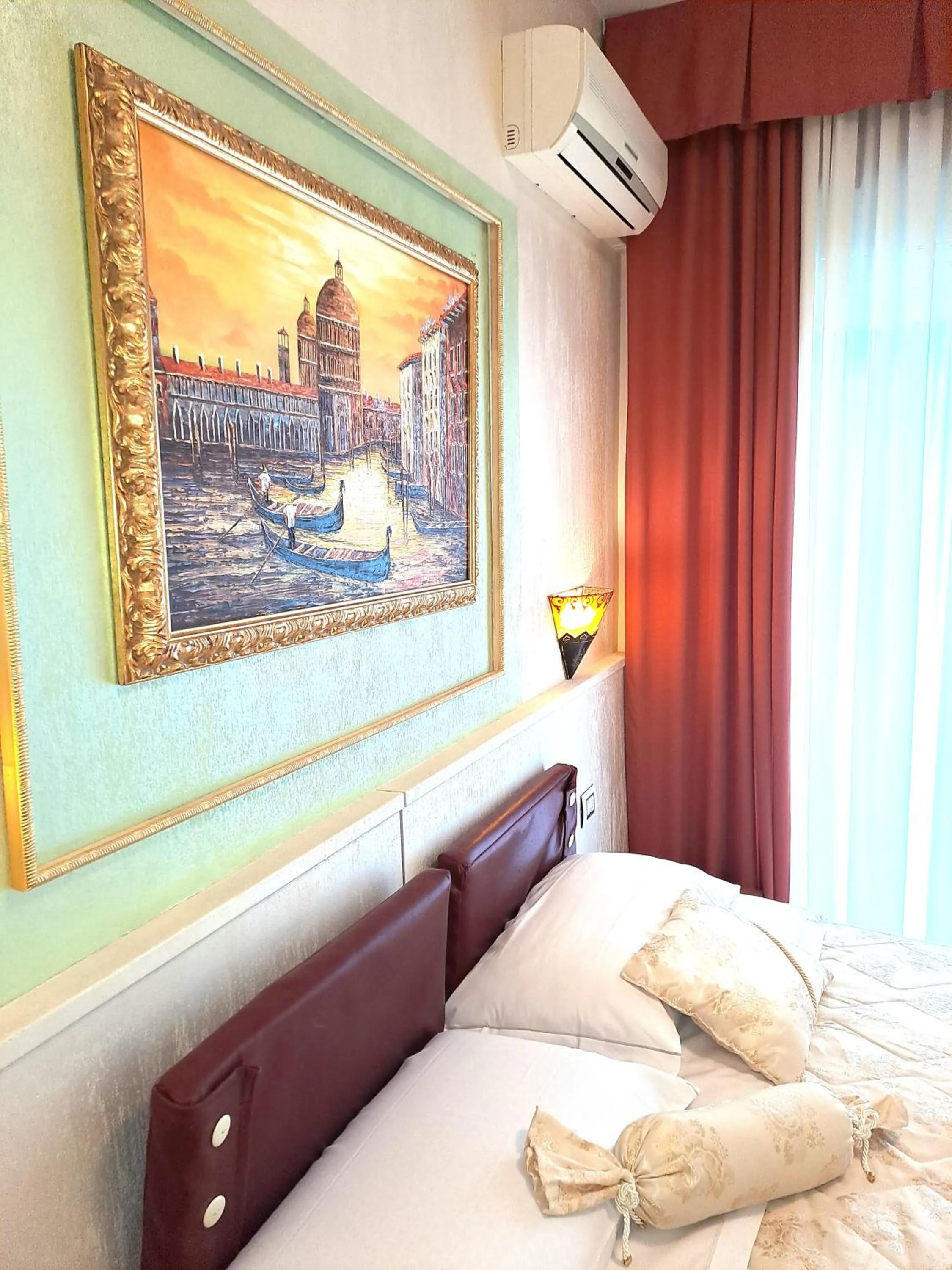 Bed in Florivana Boutique Hotel