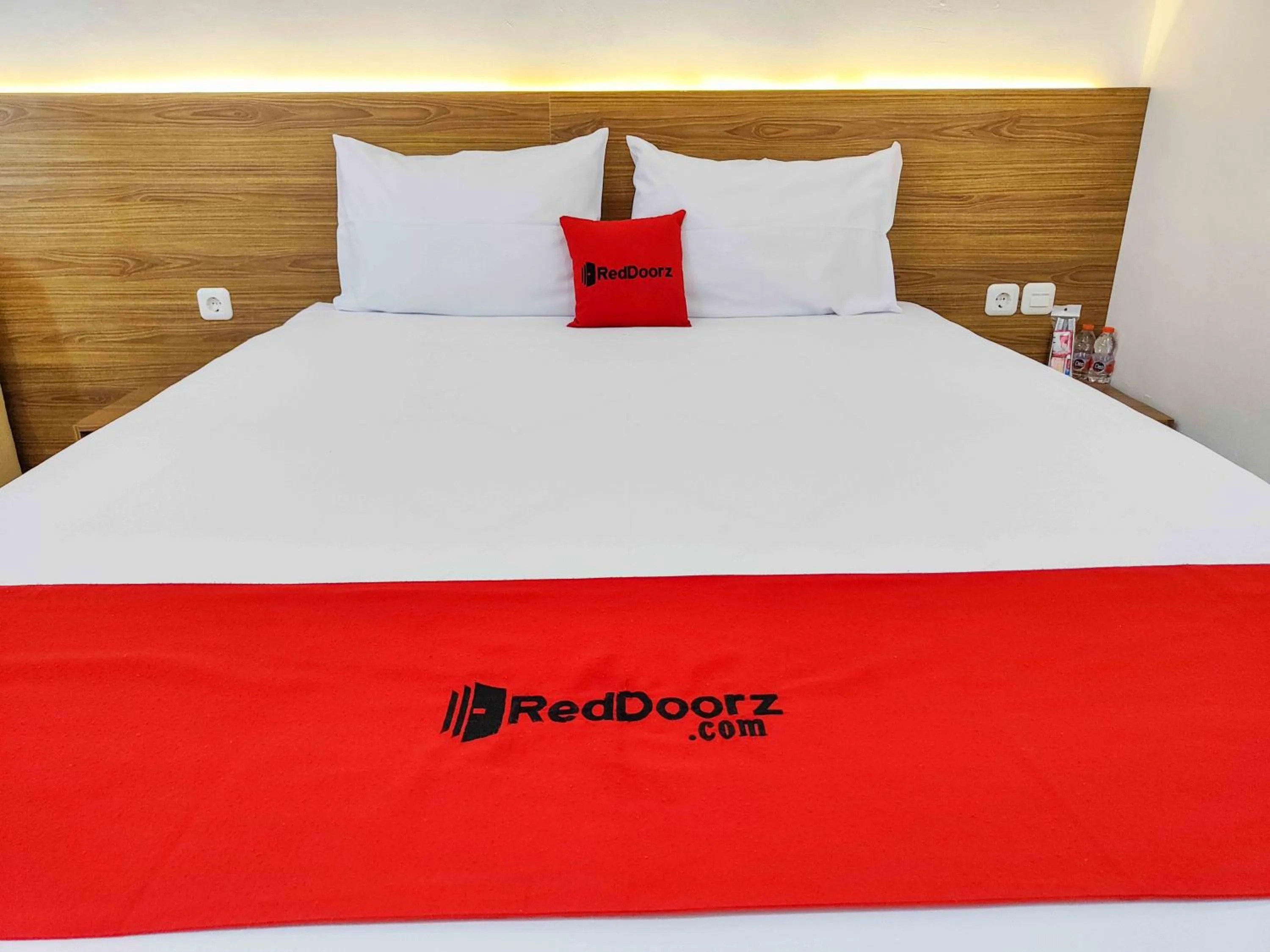 Bedroom, Bed in RedDoorz near Prambanan Temple