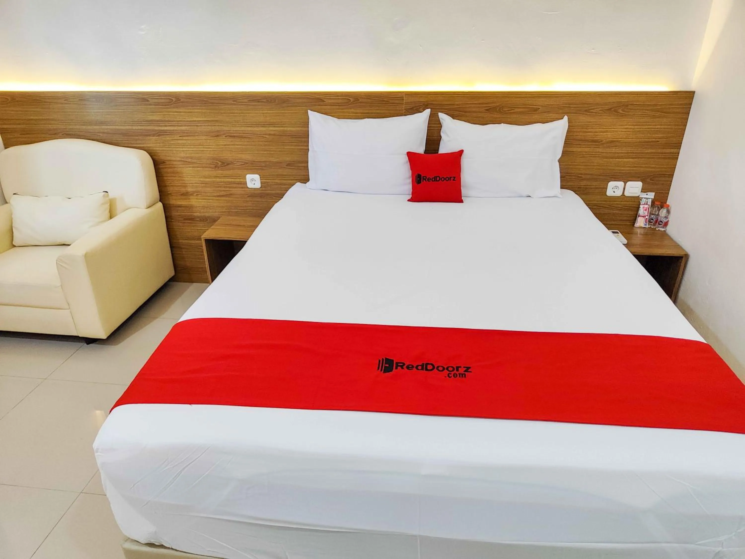 Bedroom, Bed in RedDoorz near Prambanan Temple