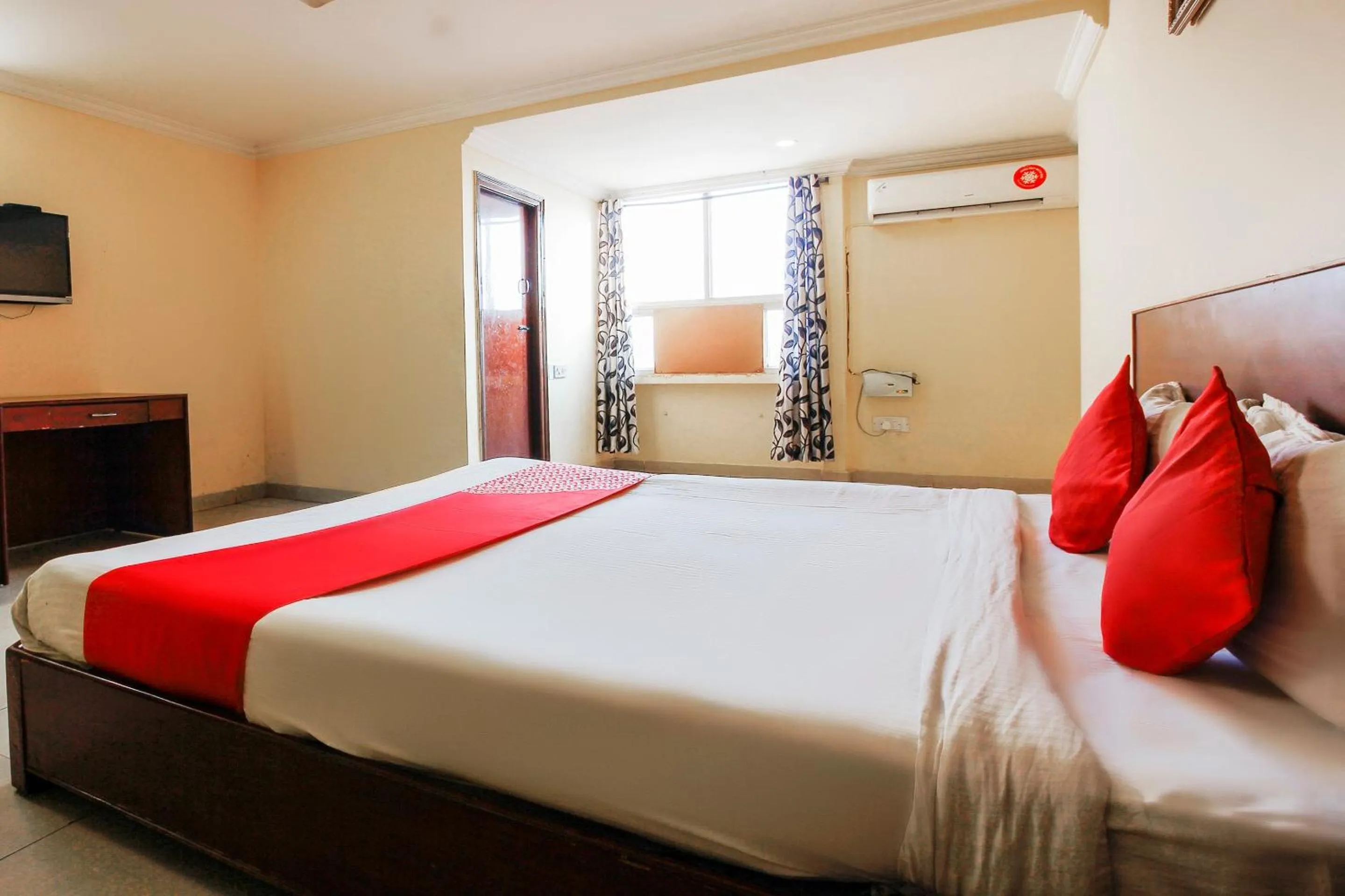 Bedroom, Bed in Hotel O Priya Residency