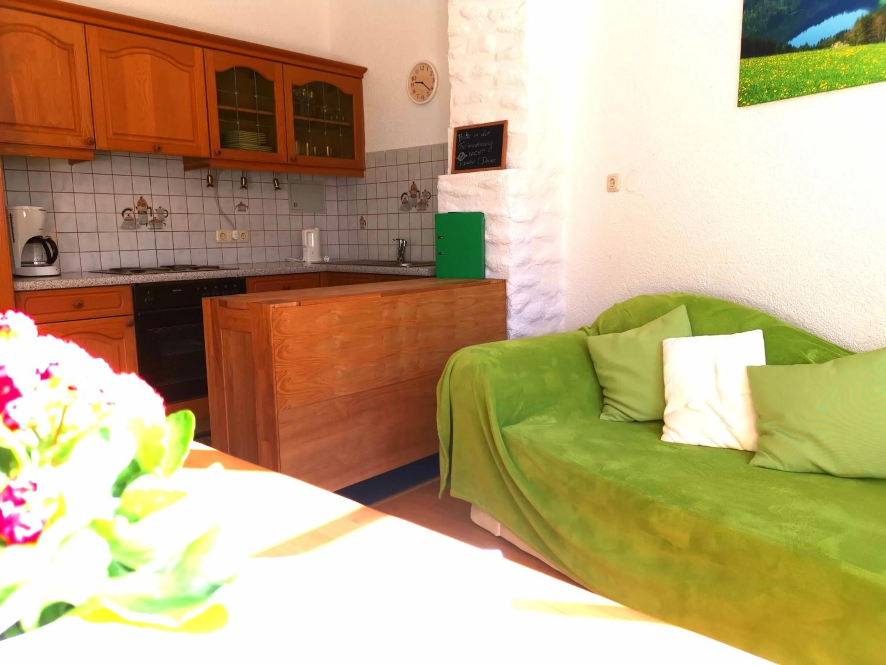 Kitchen or kitchenette in Ferienwohnung Schlögelhofer