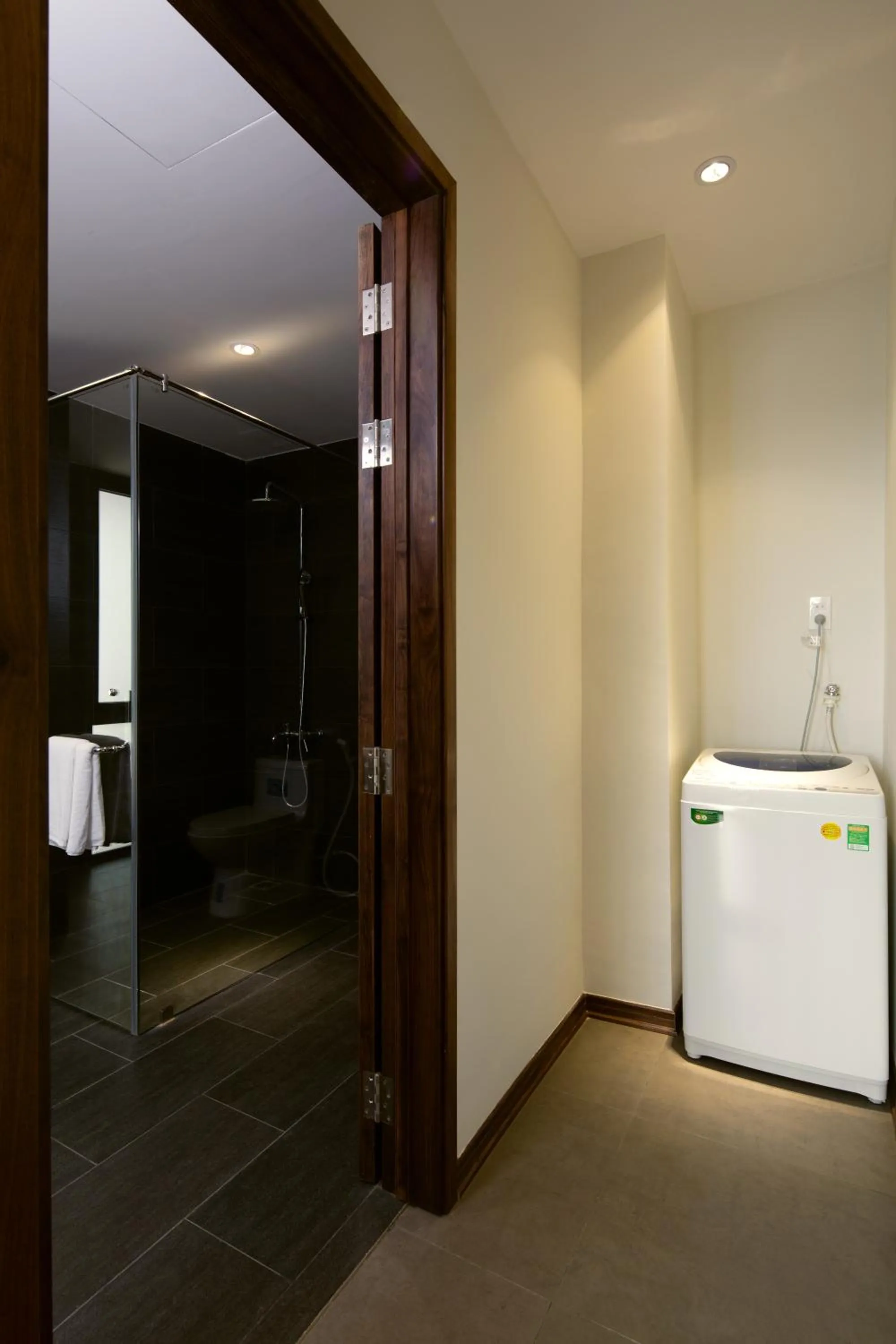 Toilet in Tropical House Apartment Da Nang